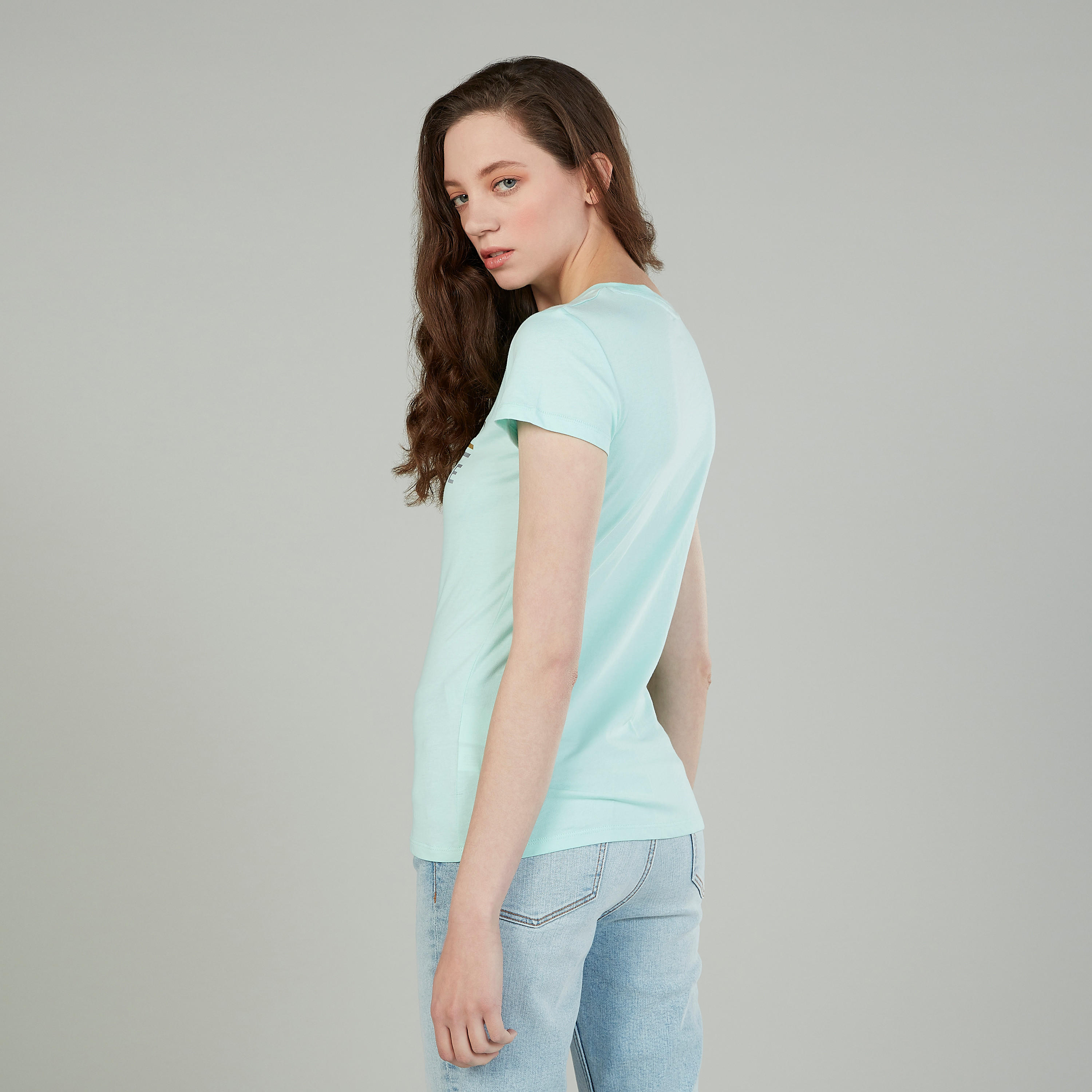 تيشيرت بياقة ضيّقة وأكمام كاب وطبعات-women-clothing-tshirts-image-2