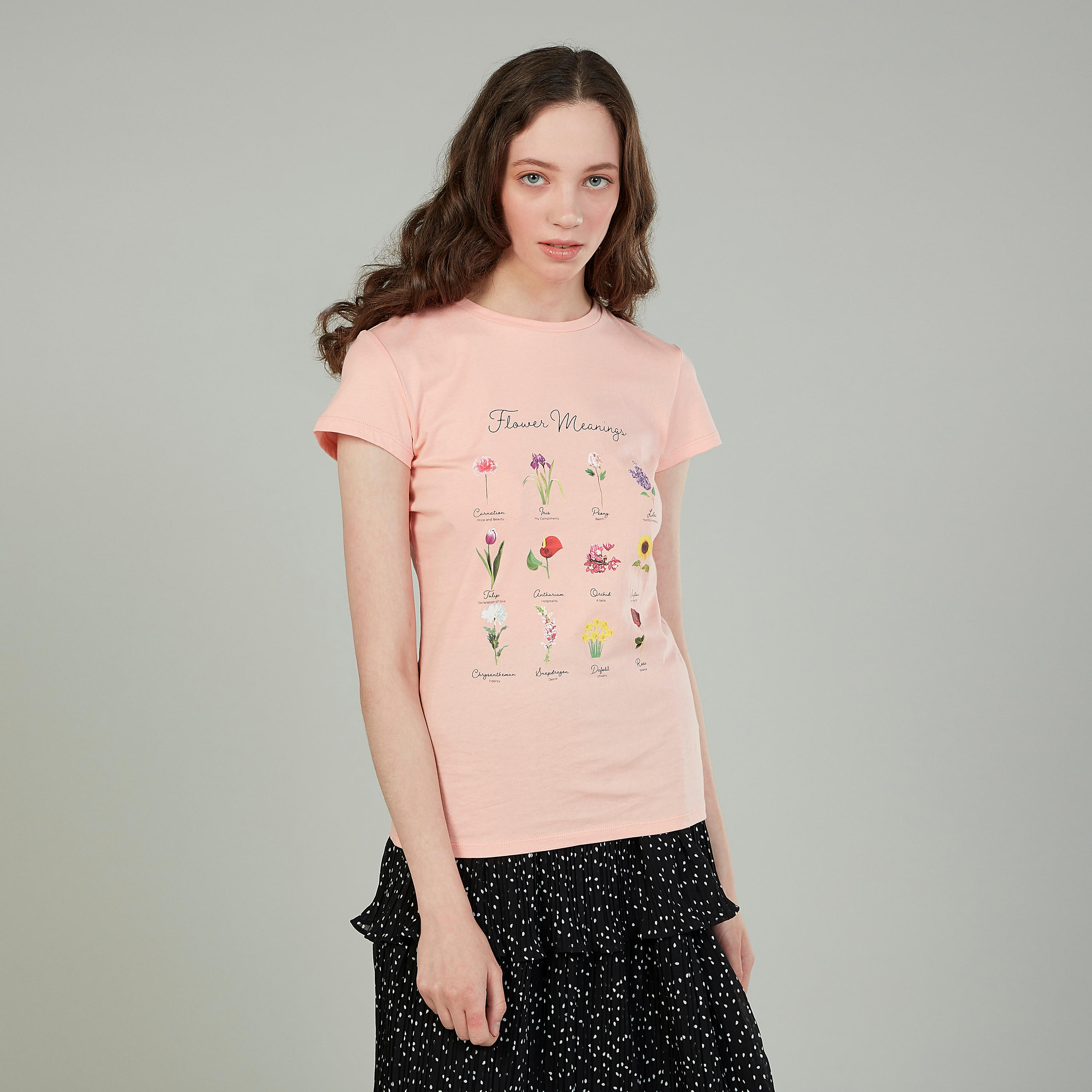 تيشيرت بياقة ضيّقة وأكمام كاب وطبعات-women-clothing-tshirts-image-1