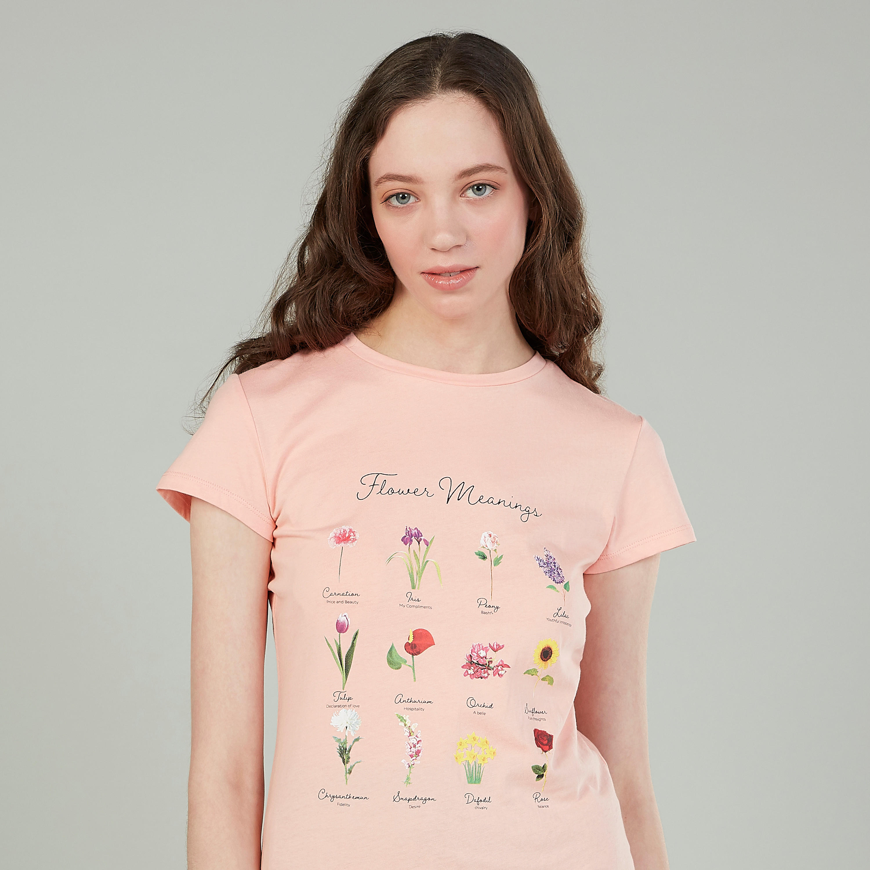 تيشيرت بياقة ضيّقة وأكمام كاب وطبعات-women-clothing-tshirts-image-3
