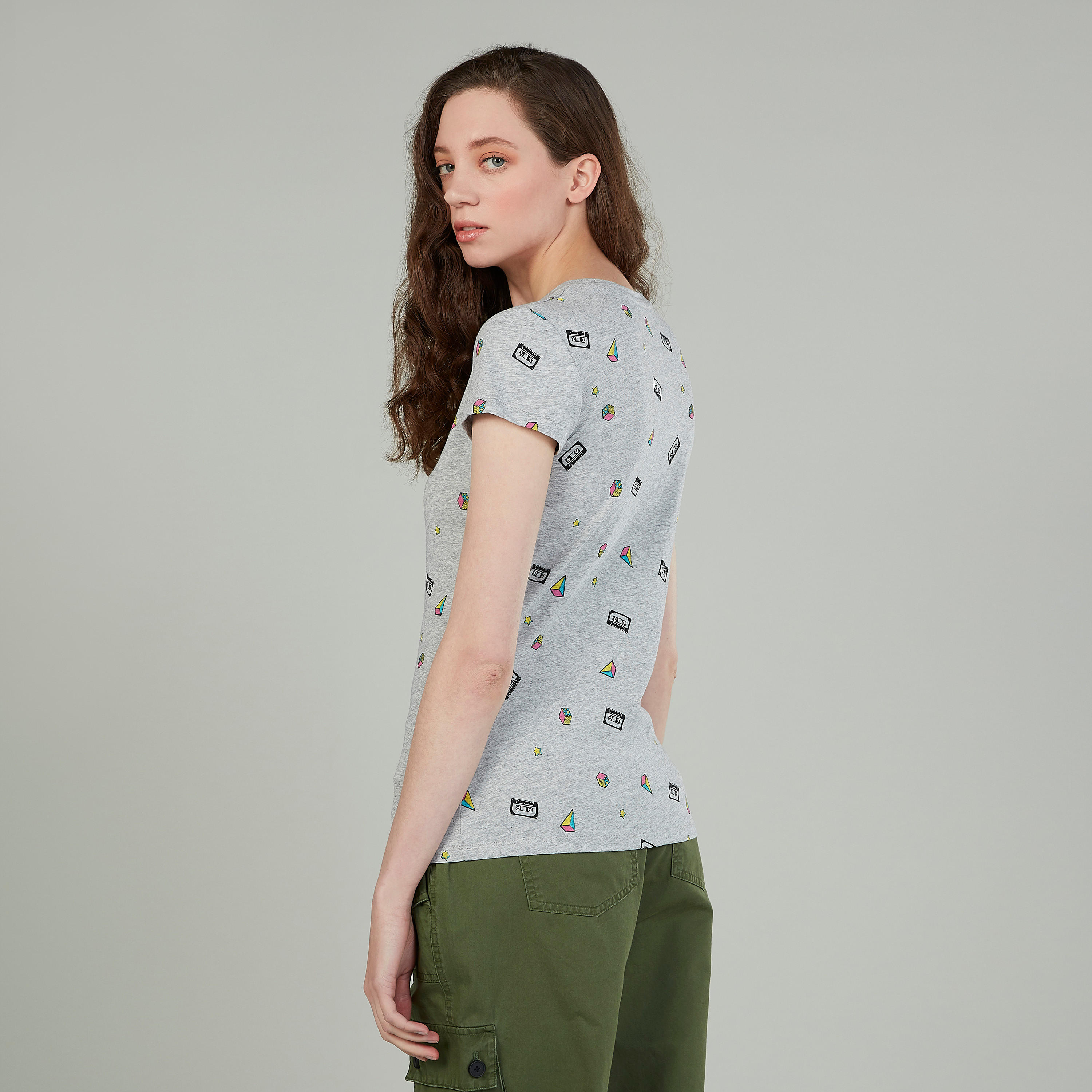 تيشيرت بياقة مستديرة وأكمام قصيرة وطبعات-women-clothing-tshirts-image-4