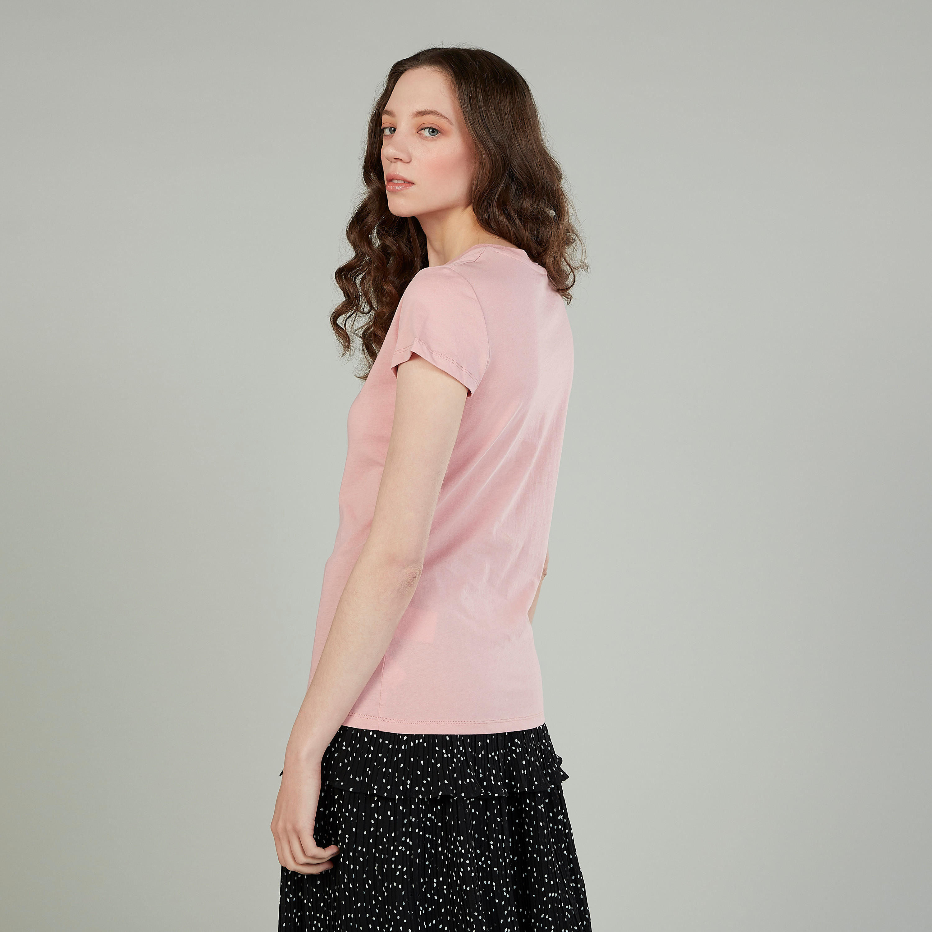 تيشيرت بياقة مستديرة وأكمام قصيرة وطبعات-women-clothing-tshirts-image-4