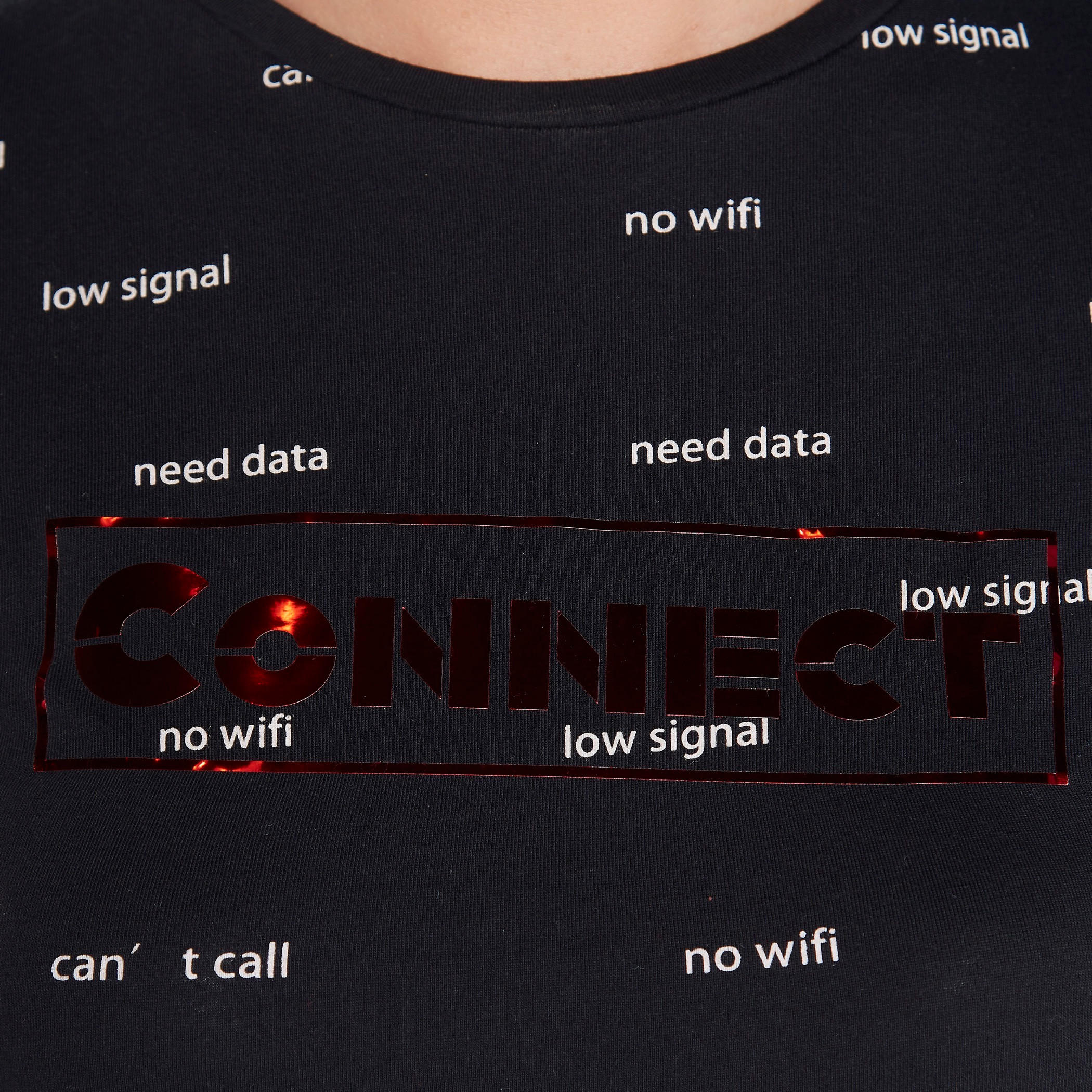 تيشيرت بياقة ضيّقة وأكمام كاب وطبعات-women-clothing-tshirts-image-3