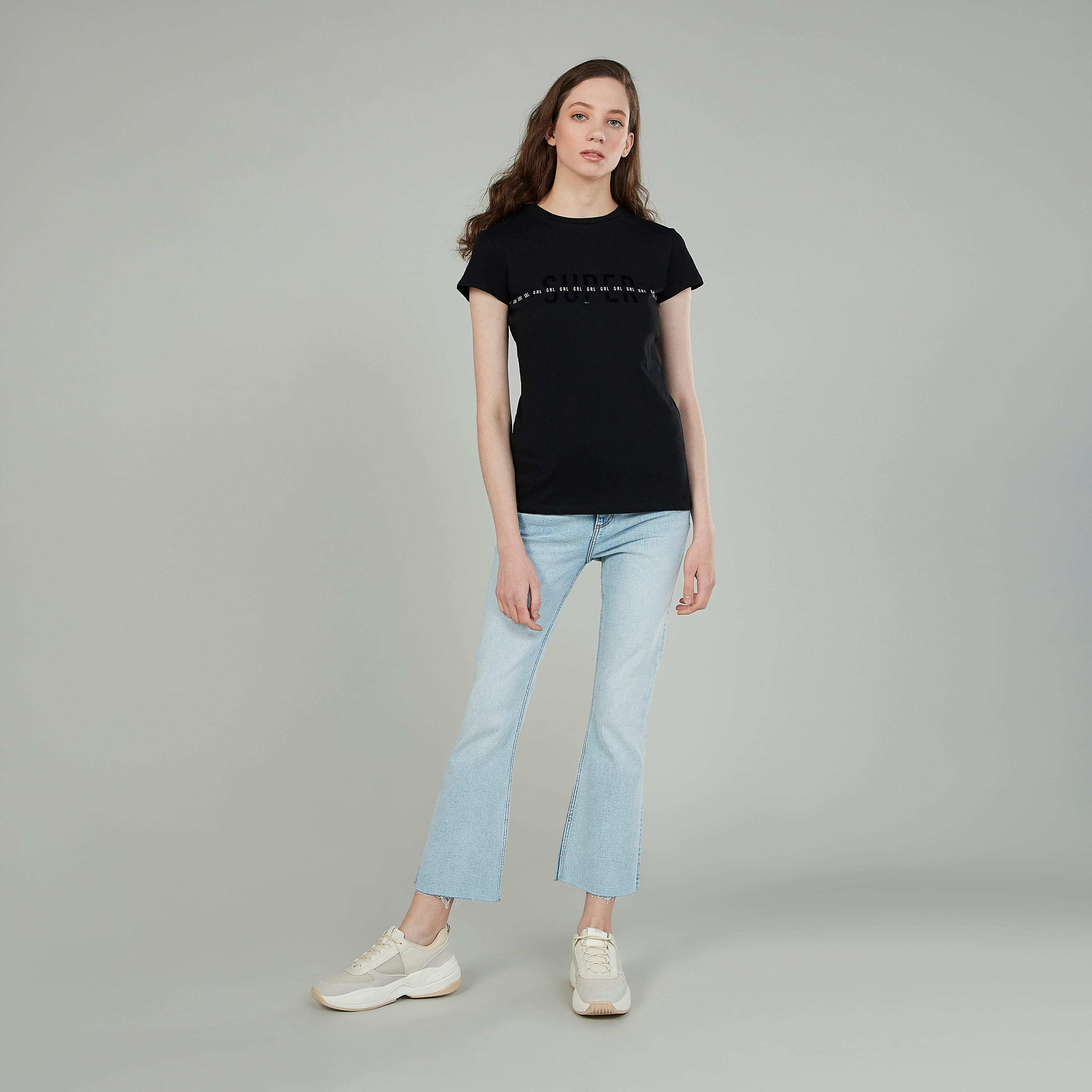 تيشيرت بياقة مستديرة وأكمام قصيرة وطبعات-women-clothing-tshirts-image-4