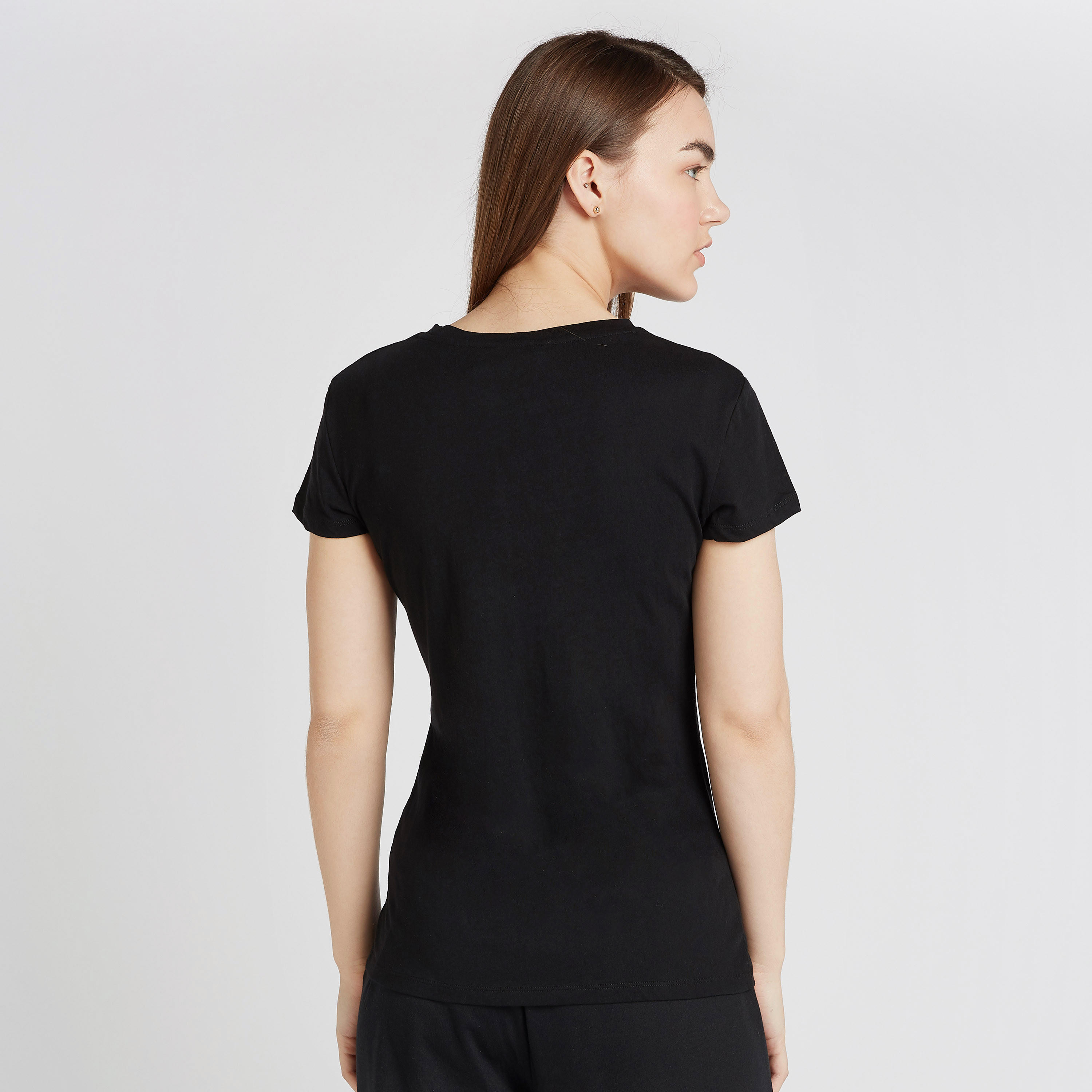 تيشيرت بياقة ضيّقة وأكمام قصيرة وطبعات-women-clothing-tshirts-image-1