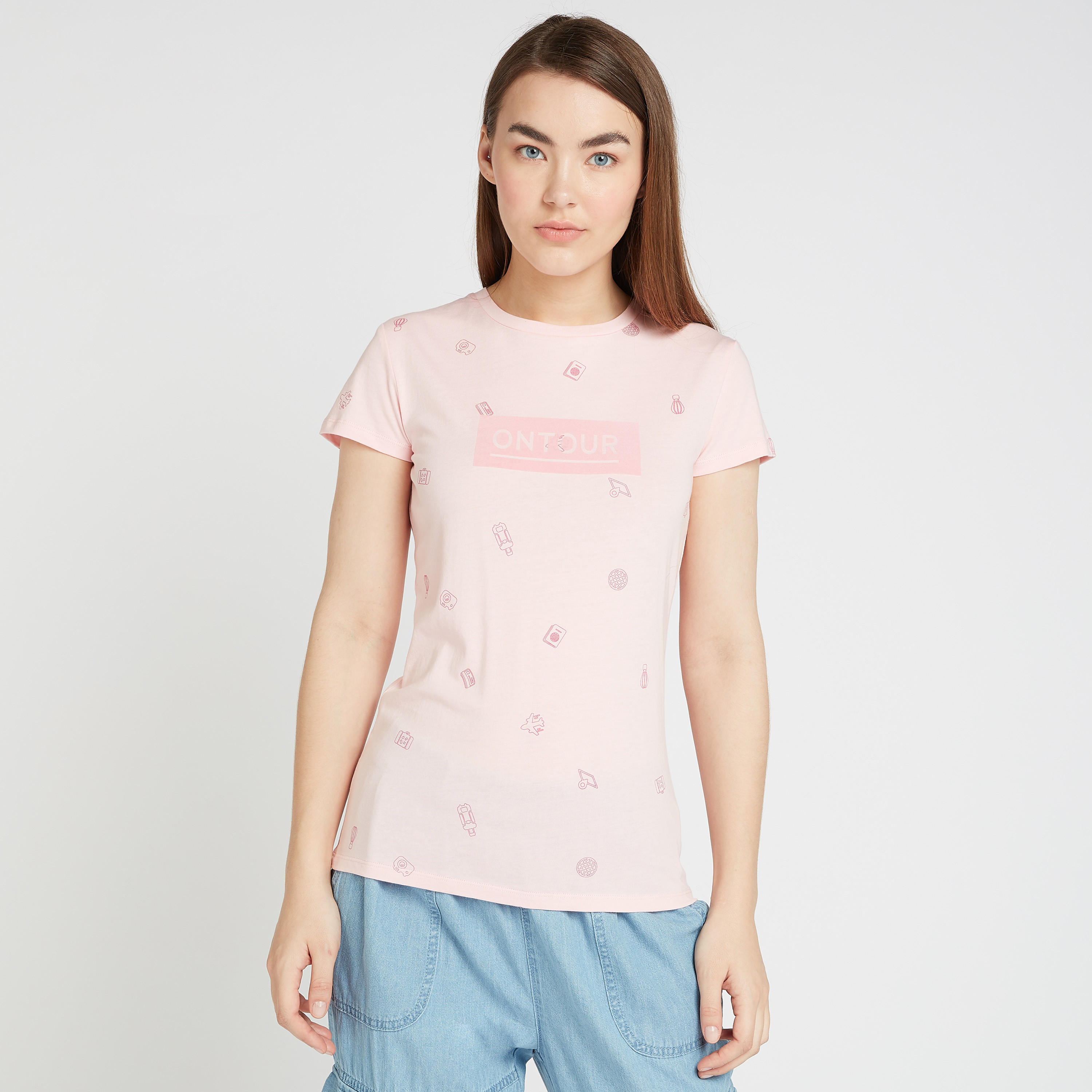 تيشيرت  بياقة ضيّقة وأكمام قصيرة وطبعات-women-clothing-tshirts-image-1