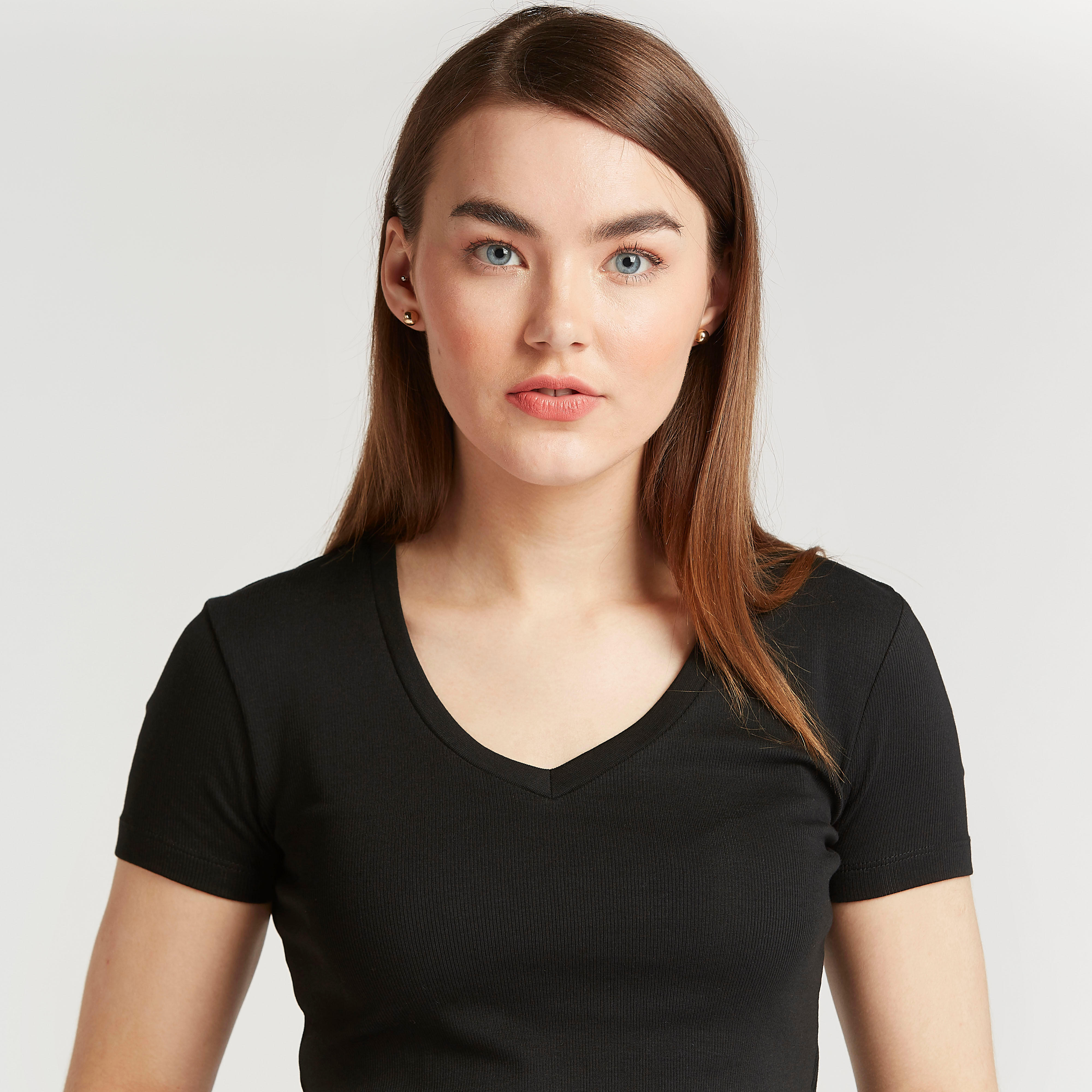 بلوزة سليم قصيرة بارزة الملمس بياقة v وأكمام قصيرة-women-clothing-tshirts-image-3