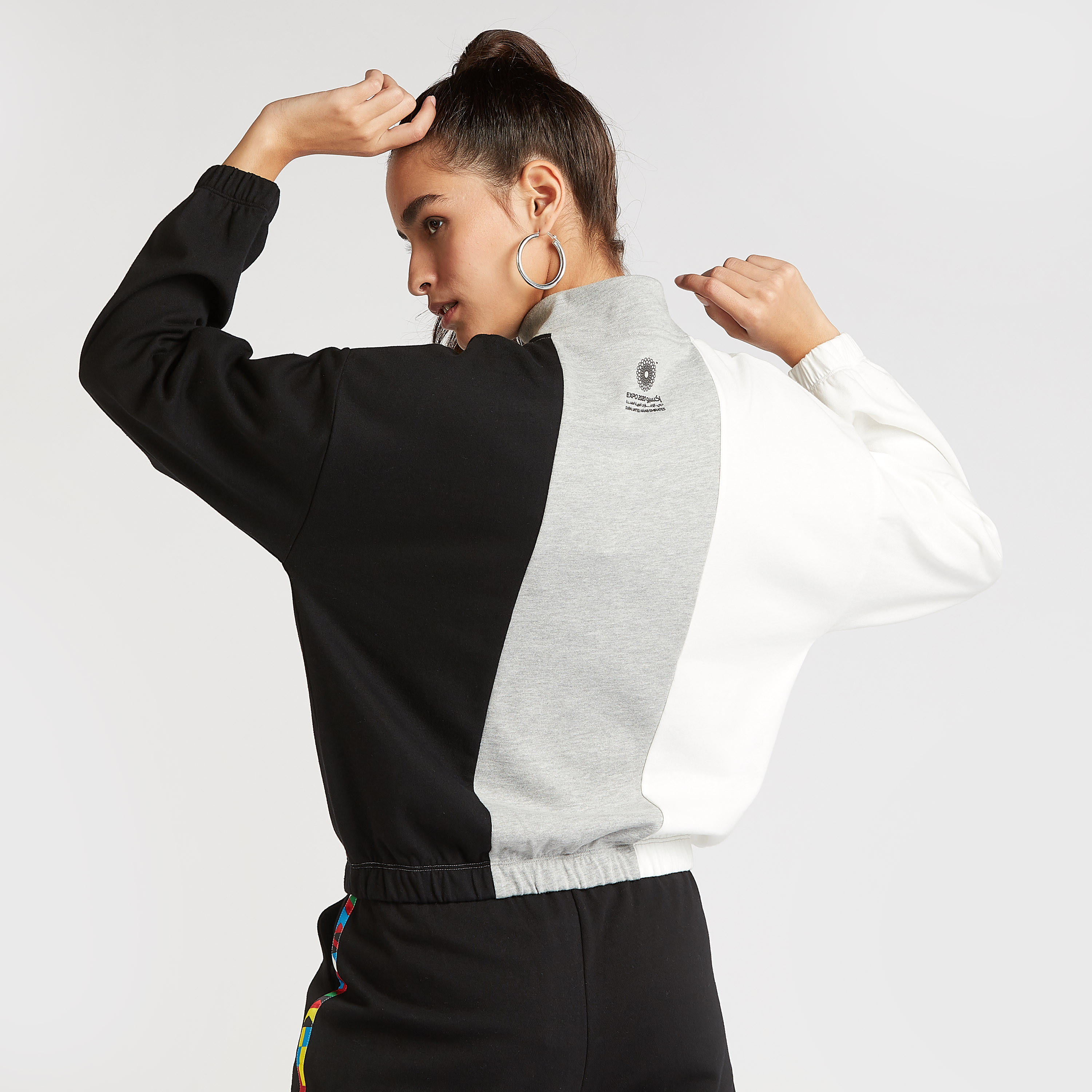 هودي مستدام بطبعات وأكمام طويلة وتفاصيل سحّاب إكسبو 2020-women-winterwear-hoodiesandsweatshirts-hoodies-image-4