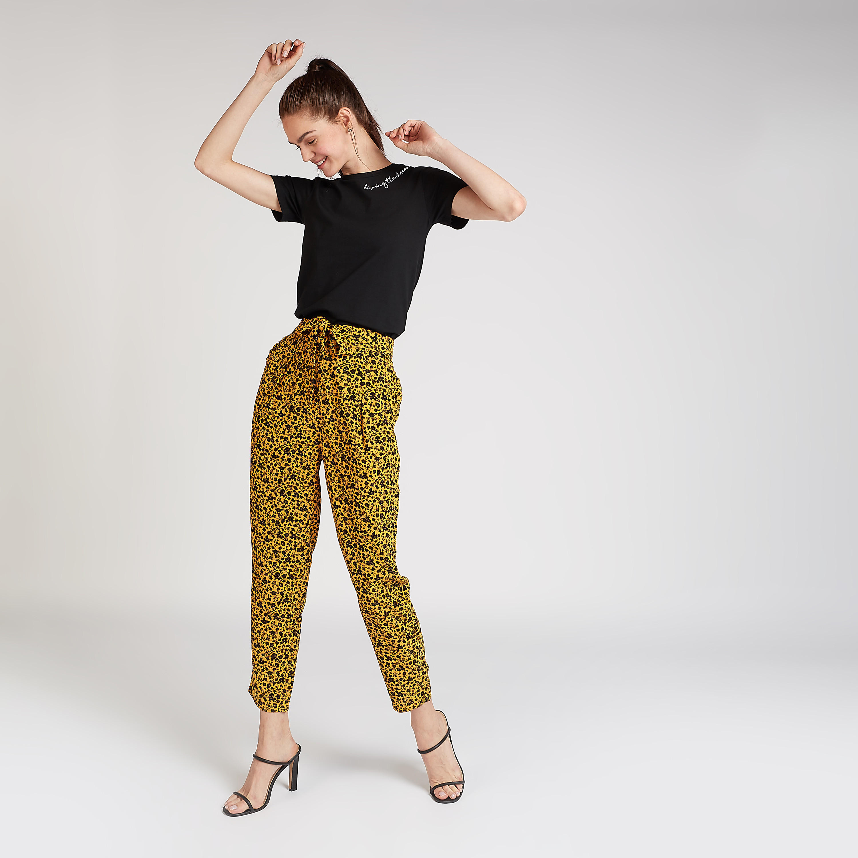 بنطلون بطول الكاحل بطبعات زهور مع رباط إغلاق-women-clothing-bottoms-trousers-image-2
