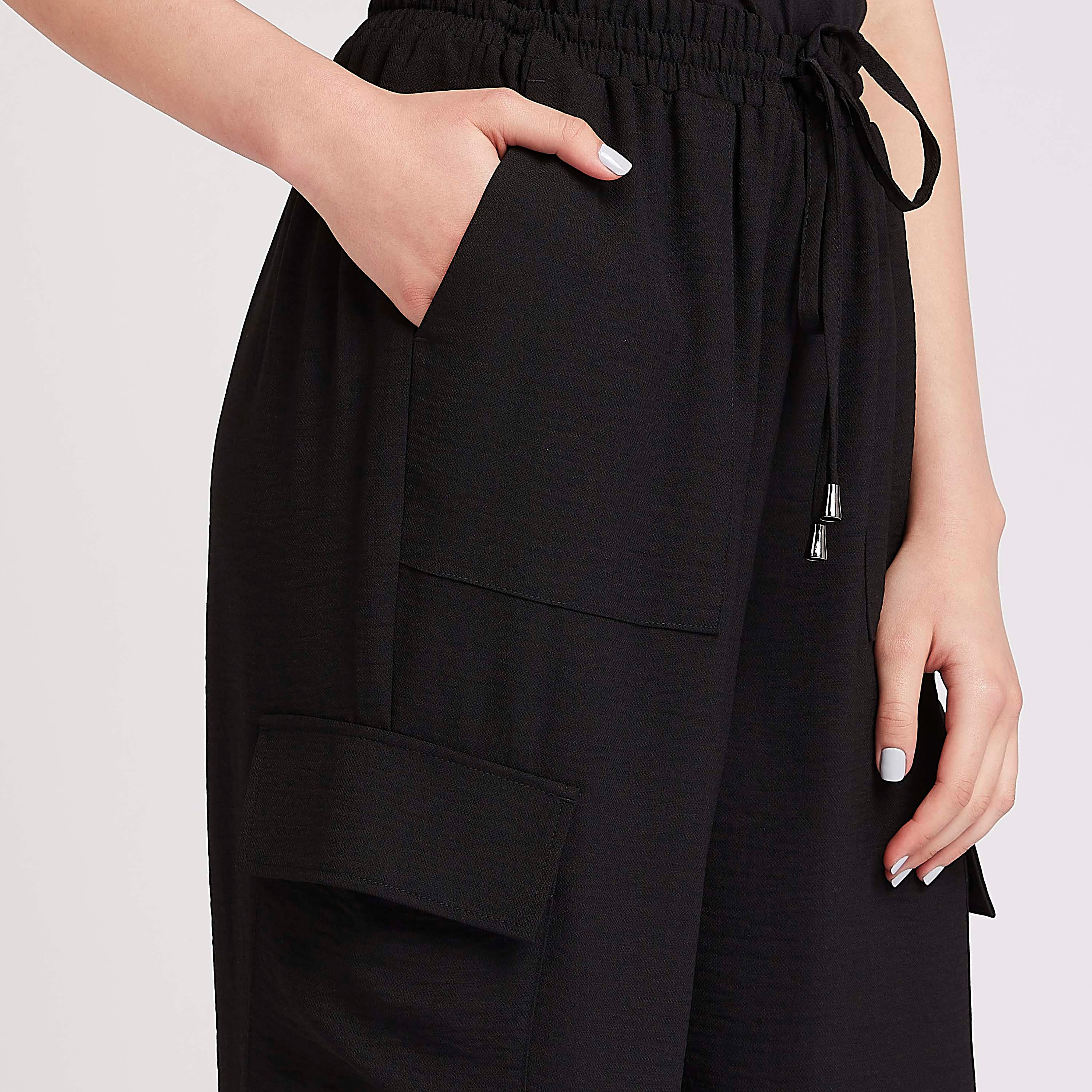 بنطلون رياضي سادة بأطراف مطاطية وخصر متوسط الارتفاع وجيوب وأربطة-women-clothing-bottoms-joggers-image-3