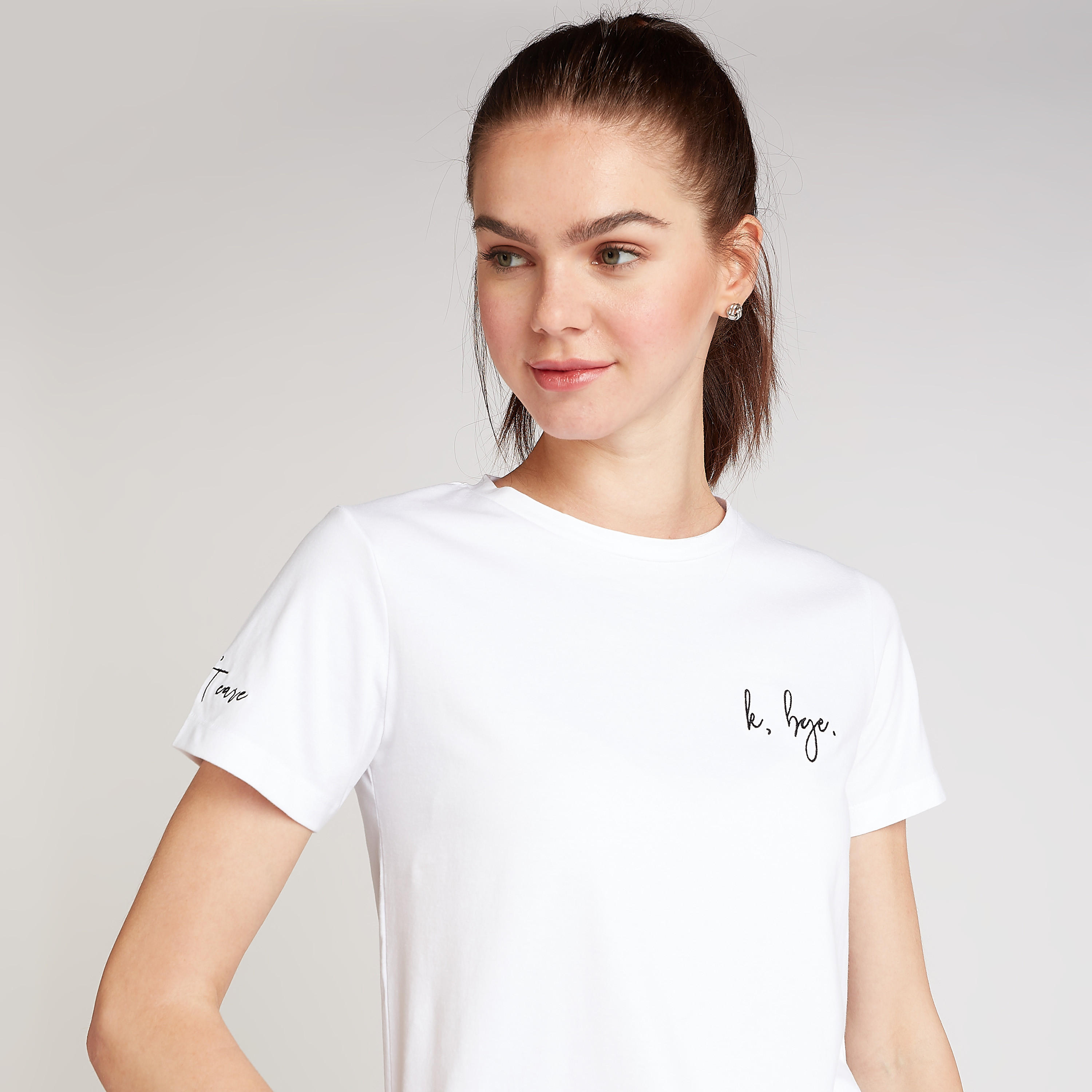 تيشيرت مستدام بياقة ضيّقة وأكمام قصيرة وطبعات-women-clothing-tshirts-image-5