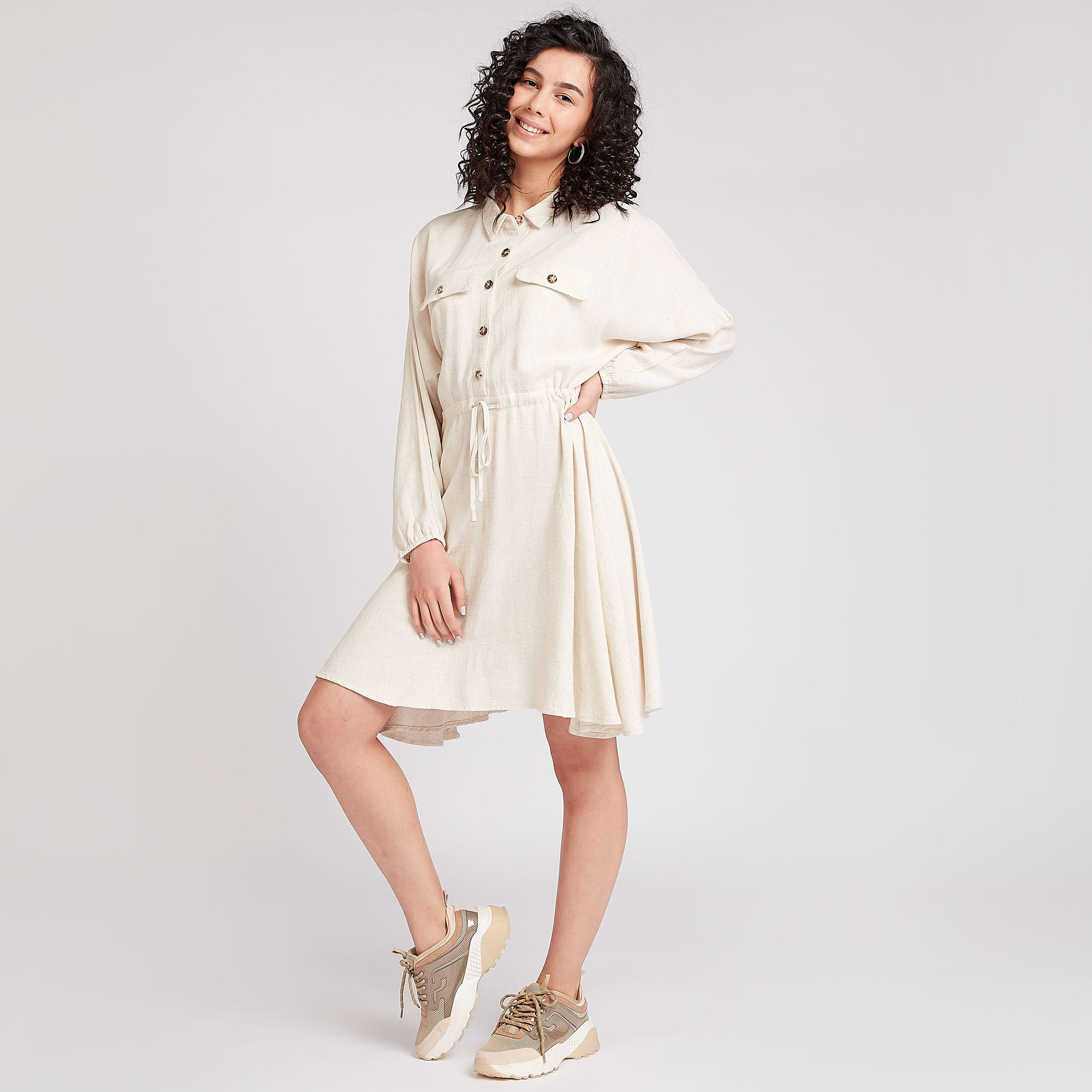 فستان منسدل قصير بارز الملمس بياقة عادية وأكمام طويلة-women-clothing-dresses-image-2