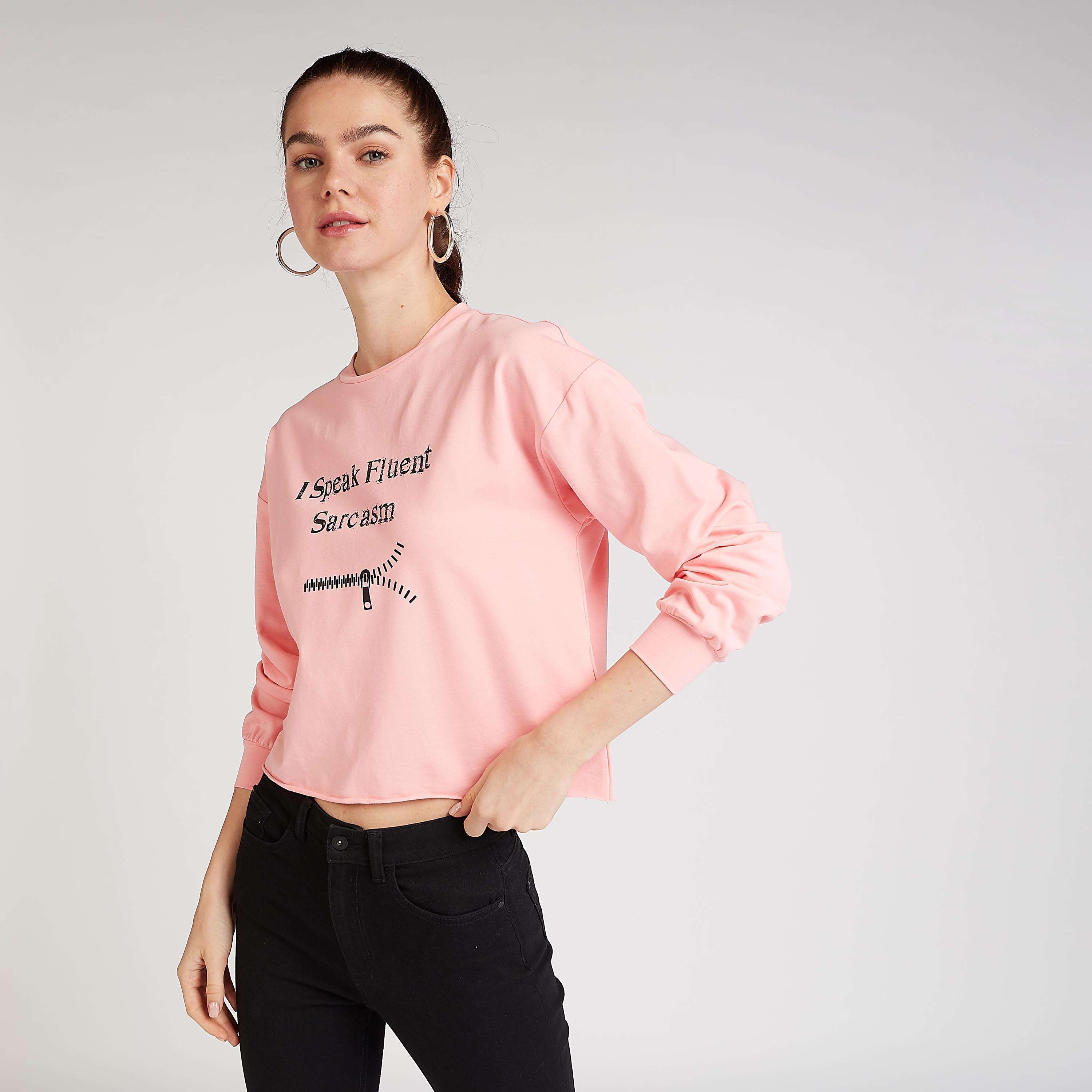 سويت شيرت مستدام بياقة ضيّقة وأكمام طويلة وطبعات-women-winterwear-hoodiesandsweatshirts-sweatshirts-image-5