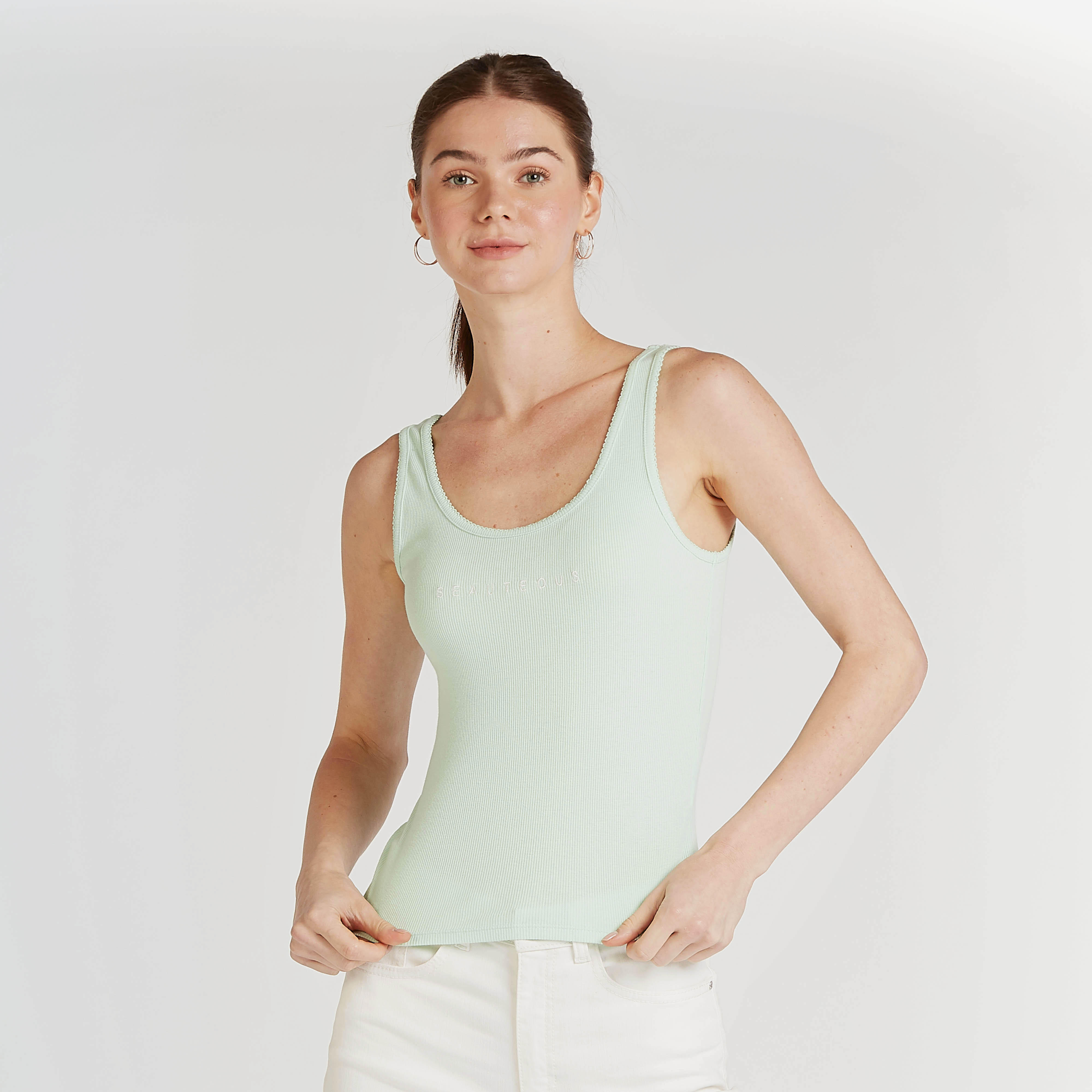 فيست سليم فيت دون أكمام بارزة الملمس بياقة عميقة-women-clothing-tshirts-image-1