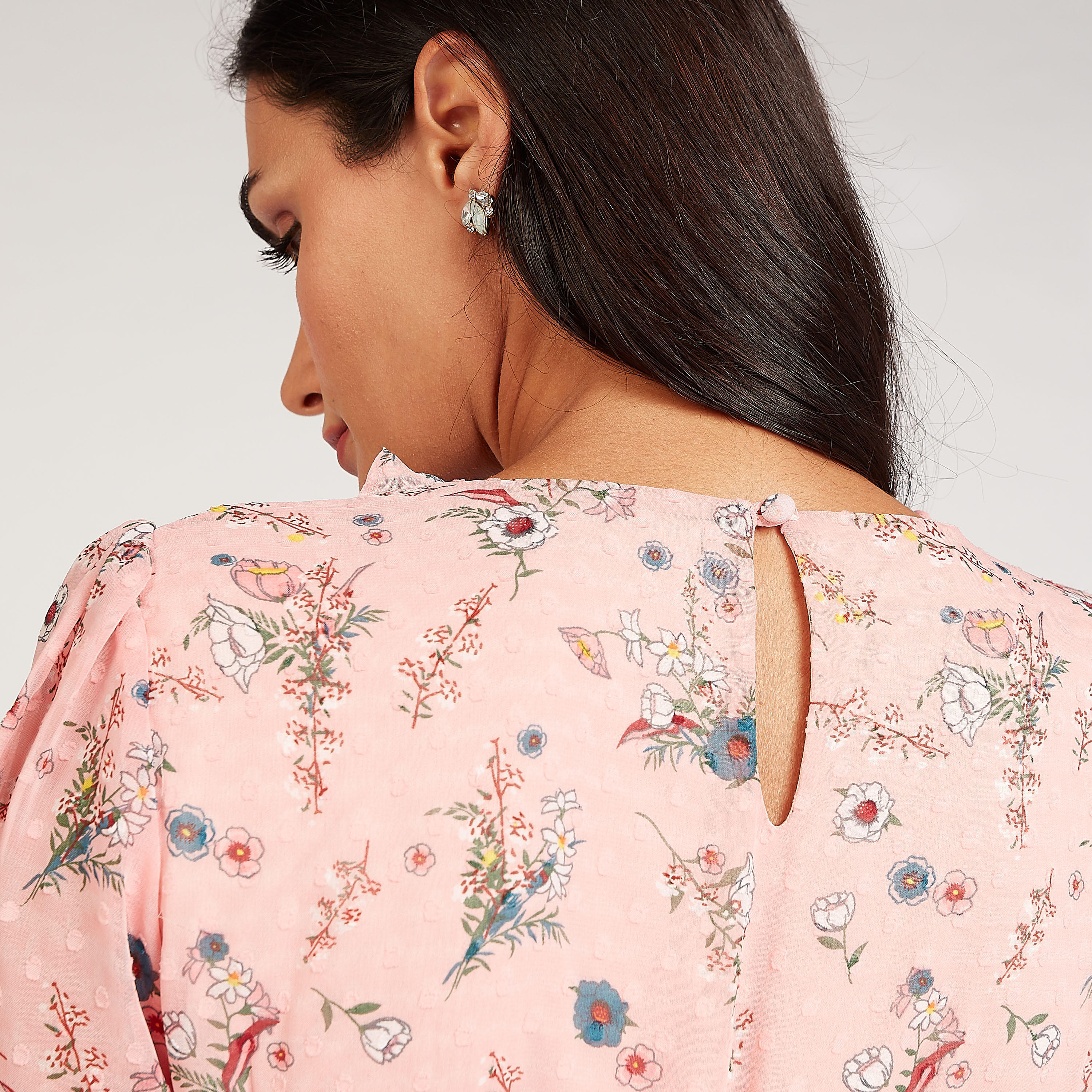 فستان مستدام ميدي بطول غير مستوي وطبعات أزهار وأكمام بيشوب-women-clothing-dresses-image-7