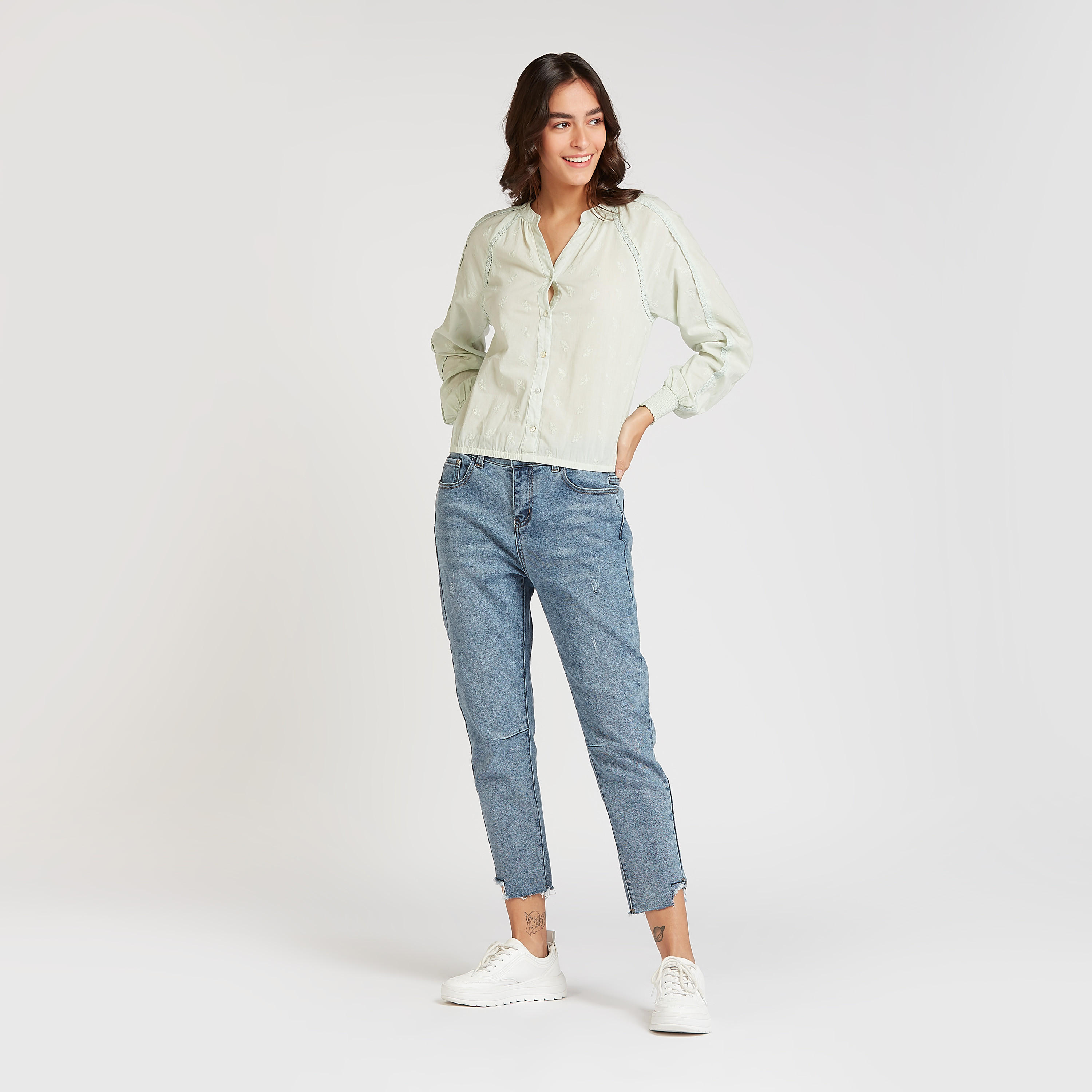 بلوزة مطرّزة بياقة ماندارين عادية وأكمام طويلة-women-clothing-shirtsandblouses-blouses-image-2