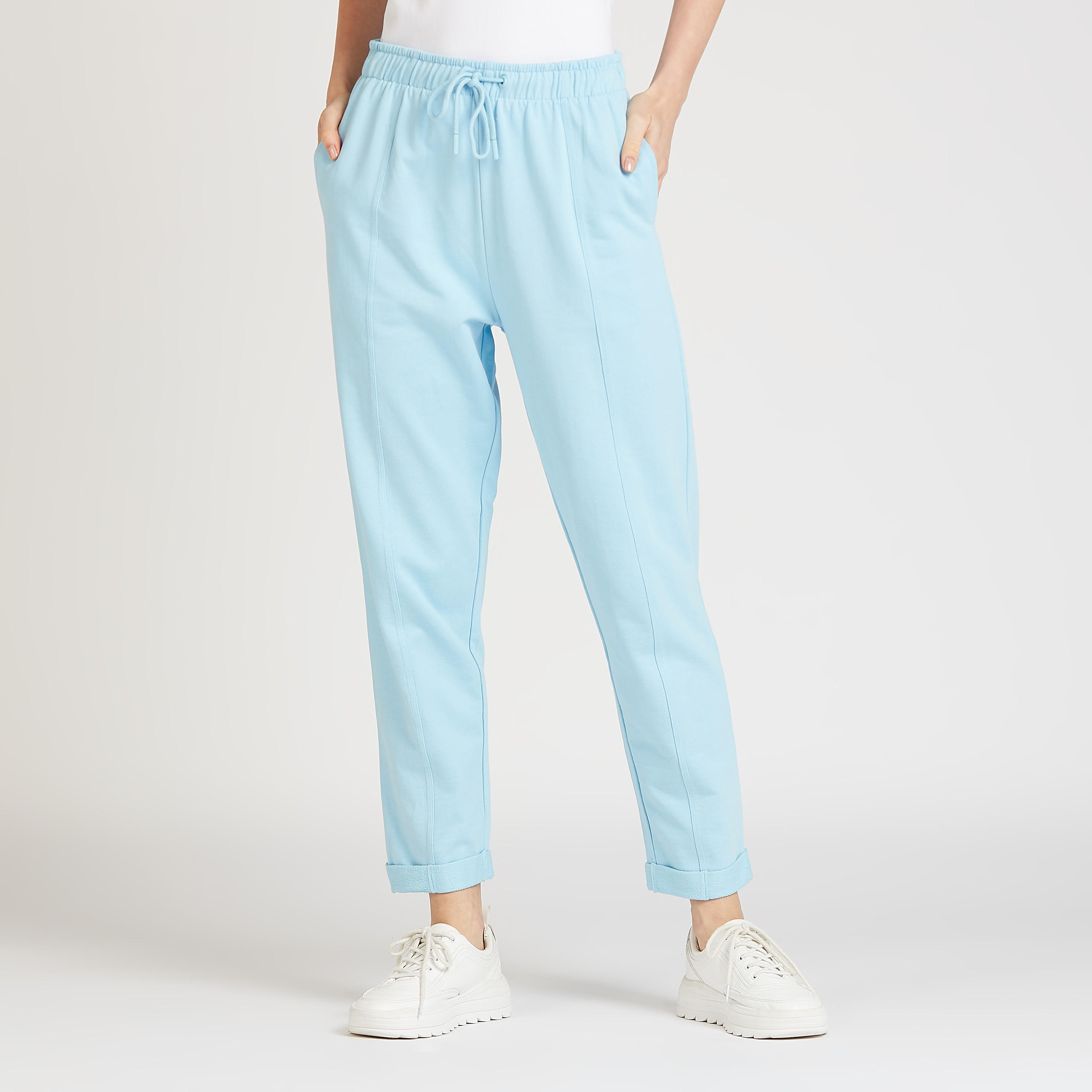 بنطلون رياضي بارز الملمس بخصر متوسط الارتفاع ورباط وتفاصيل جيوب-women-clothing-bottoms-joggers-image-1