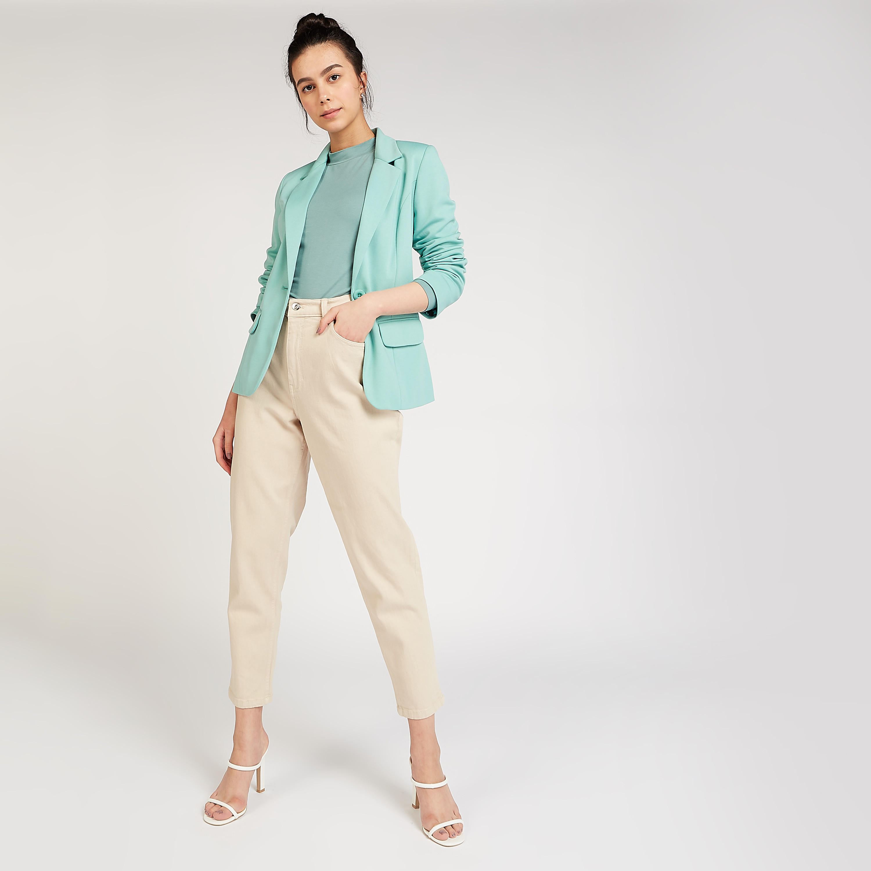 Solid Notch Lapel Lightweight Blazer with Pockets and Button Closure-women-clothing-coatsandjackets-blazers-image-2