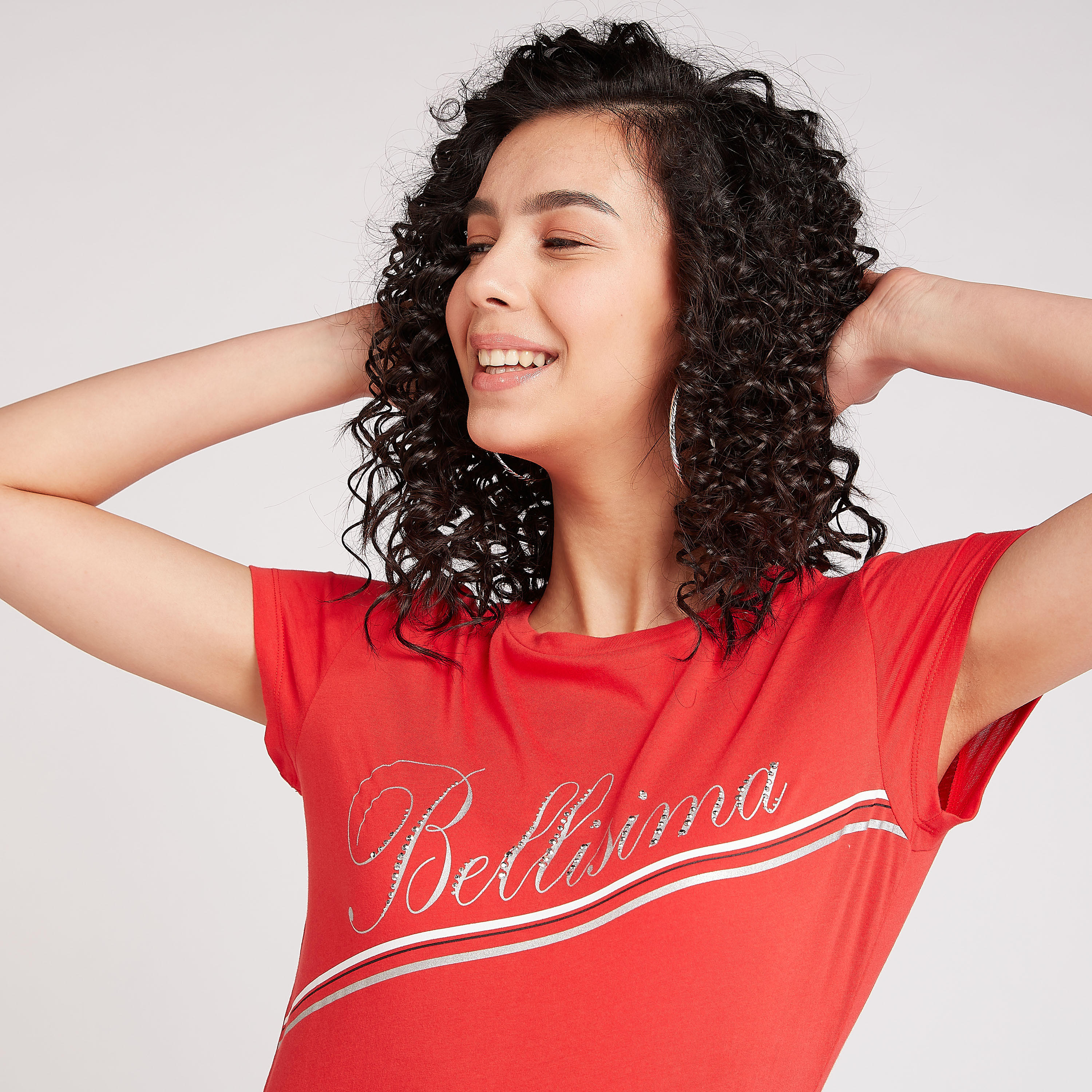تيشيرت مزيّن بياقة ضيّقة وأكمام كاب-women-clothing-tshirts-image-3