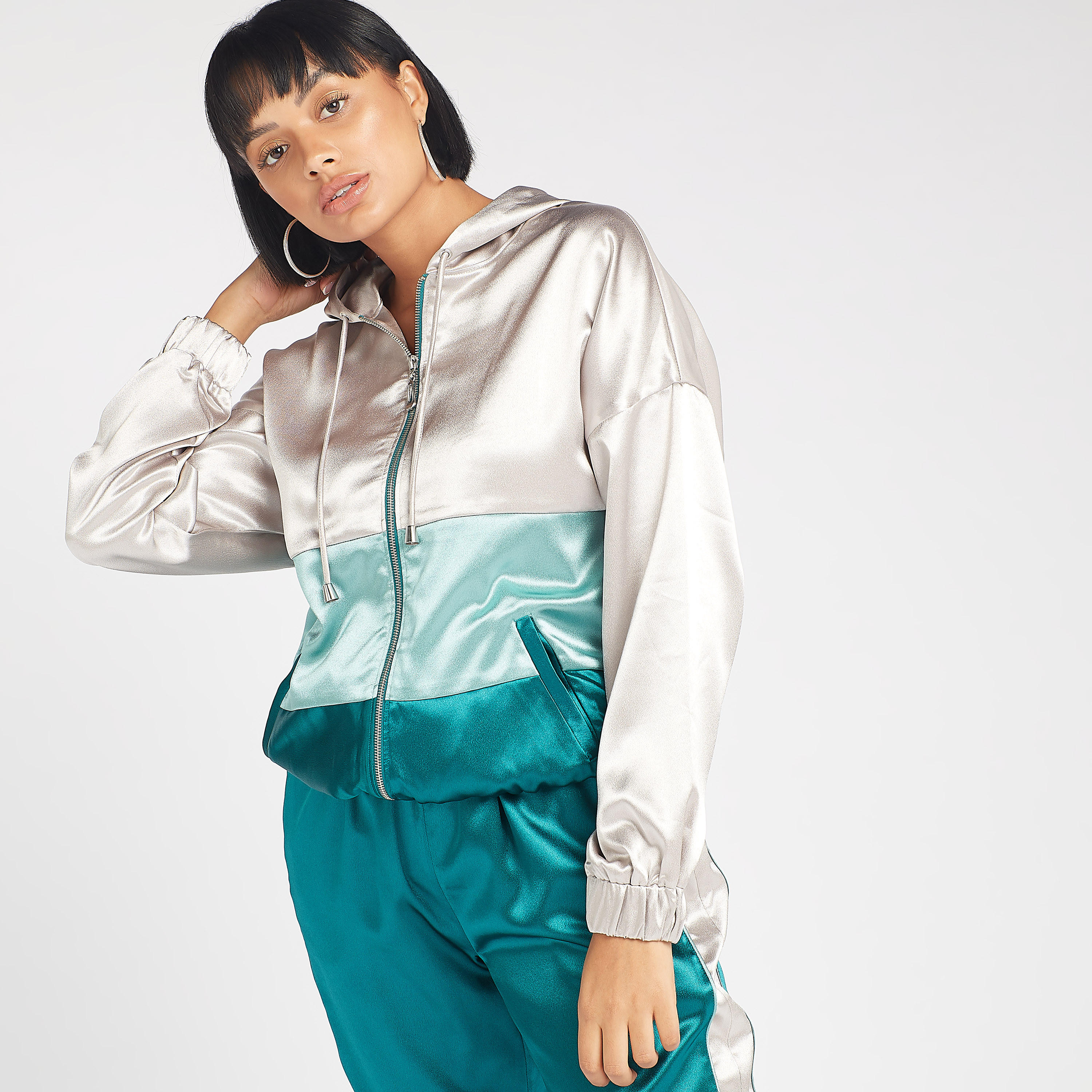 جاكيتقوالب ملوّنة بياقة بقبّعة وسحّاب إغلاق-women-winterwear-coatsandjackets-jackets-image-5