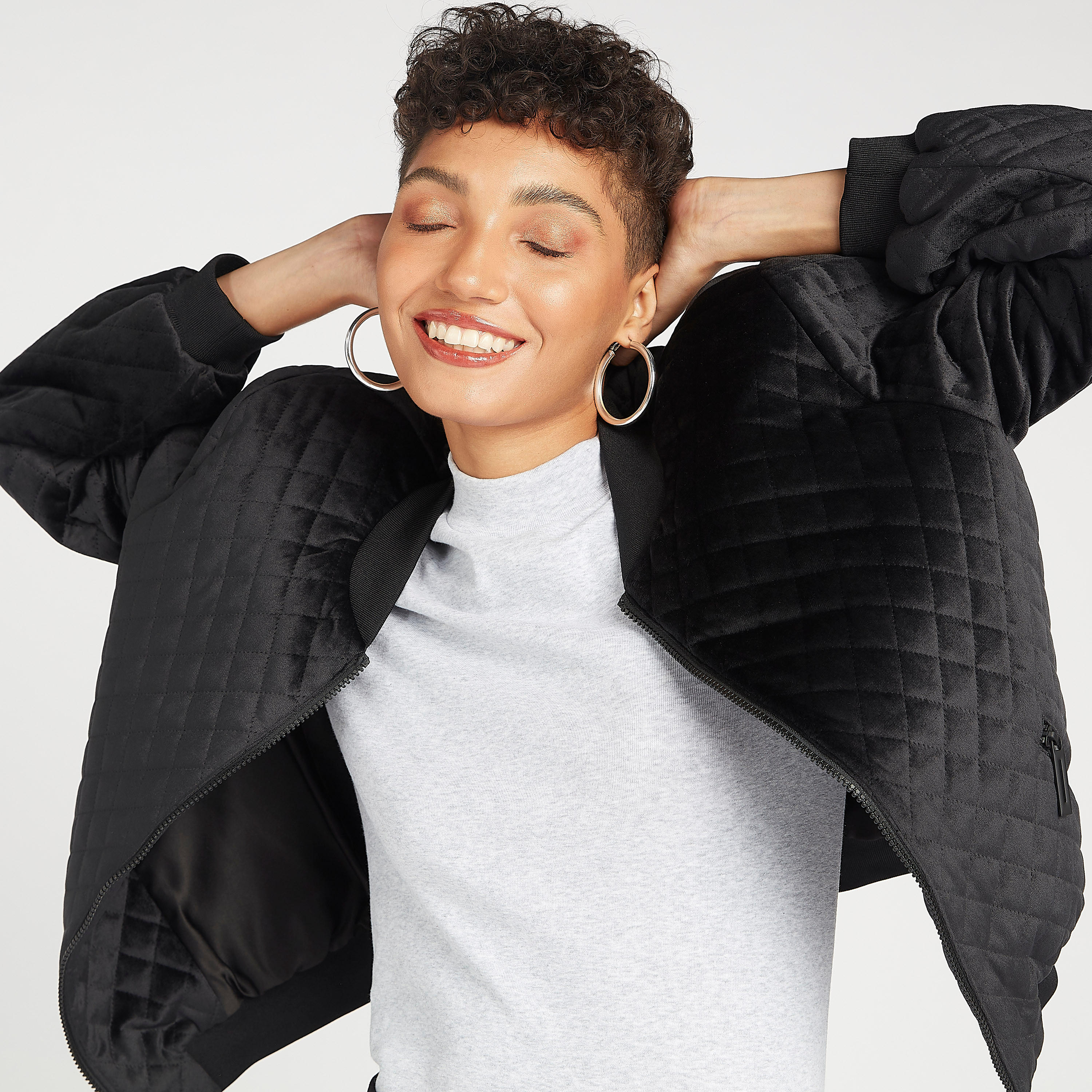 Quilted Velour Bomber Jacket with Zip Closure and Pockets-women-winterwear-coatsandjackets-jackets-image-7