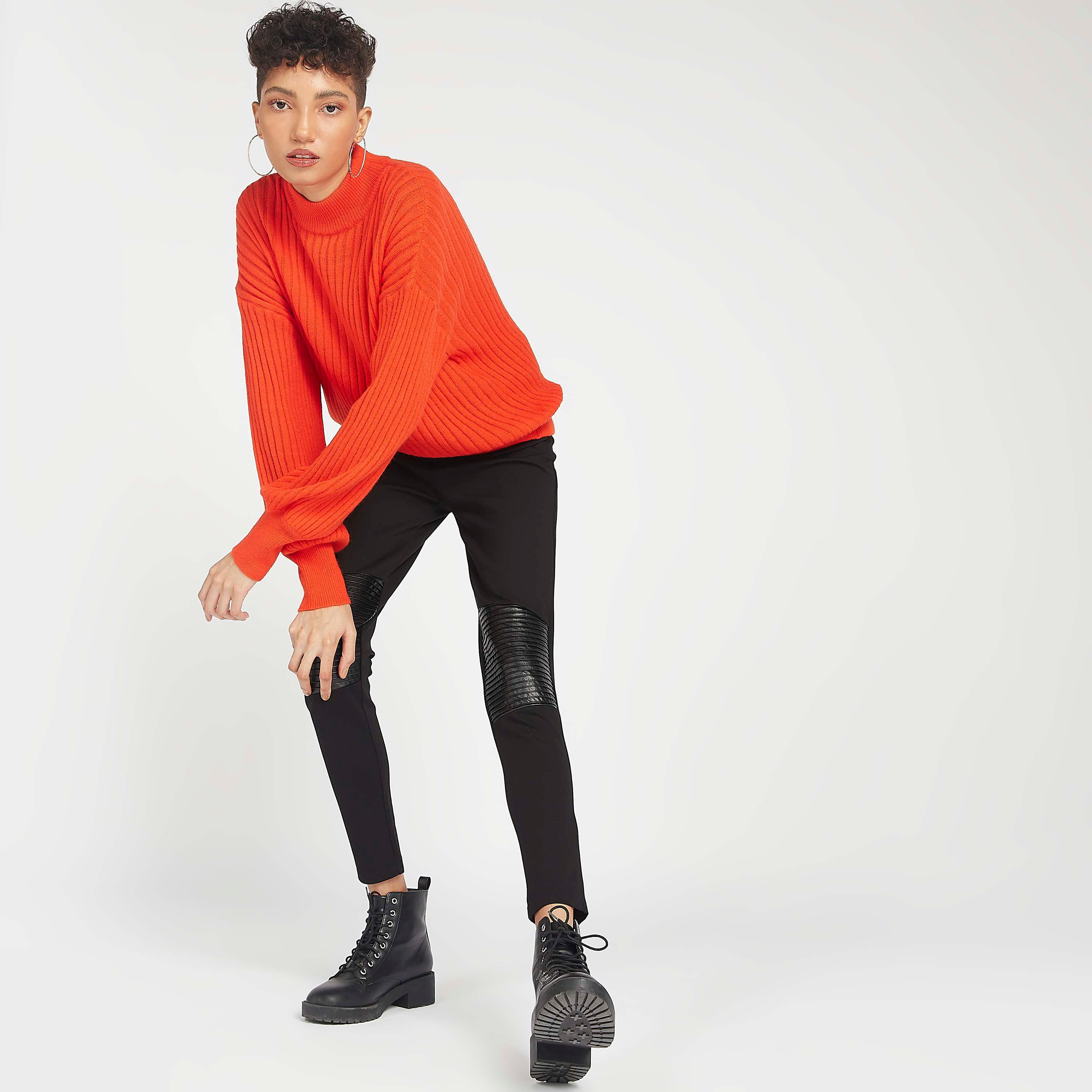 كنزة مضلعة بأكمام طويلة وياقة عالية-women-clothing-cardigansandjumpers-jumpers-image-2