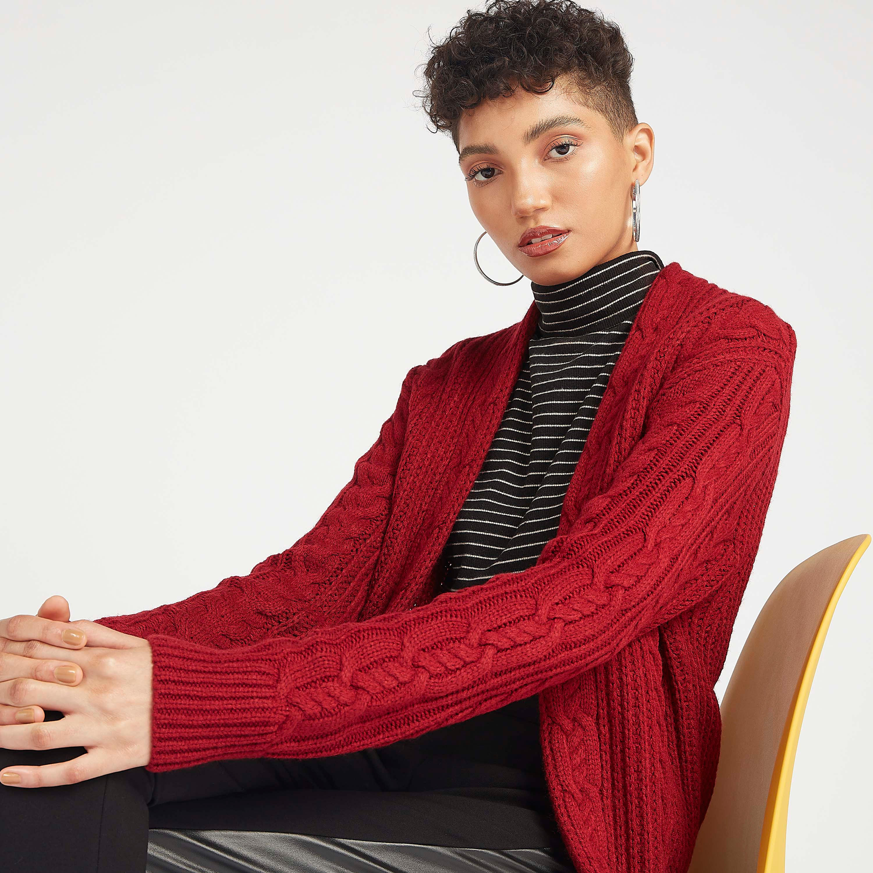 سترة بغرز متداخلة بارزة الملمس مع ياقة منسدلة وأكمام طويلة-women-winterwear-cardigansandjumpers-cardigans-image-3