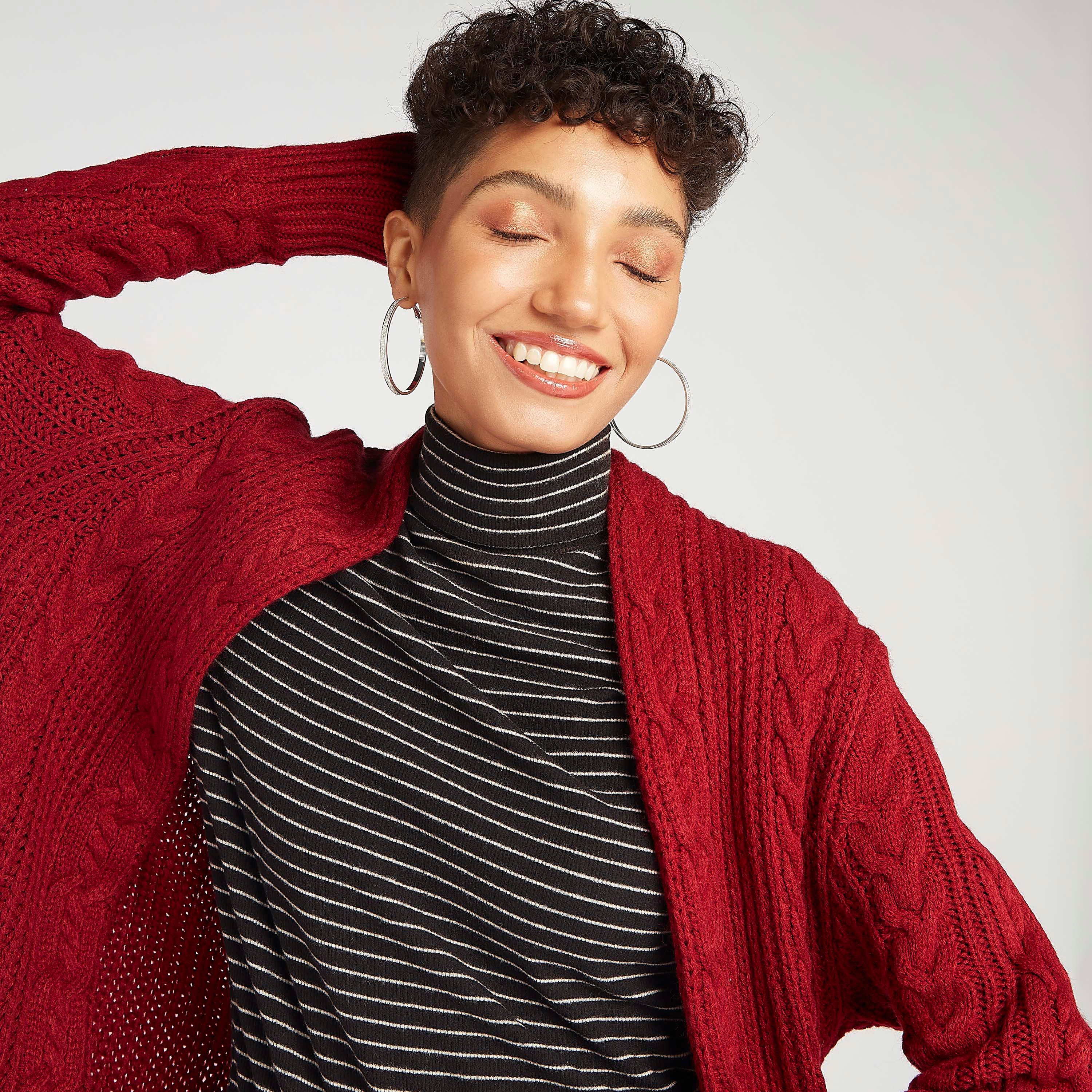 سترة بغرز متداخلة بارزة الملمس مع ياقة منسدلة وأكمام طويلة-women-winterwear-cardigansandjumpers-cardigans-image-7