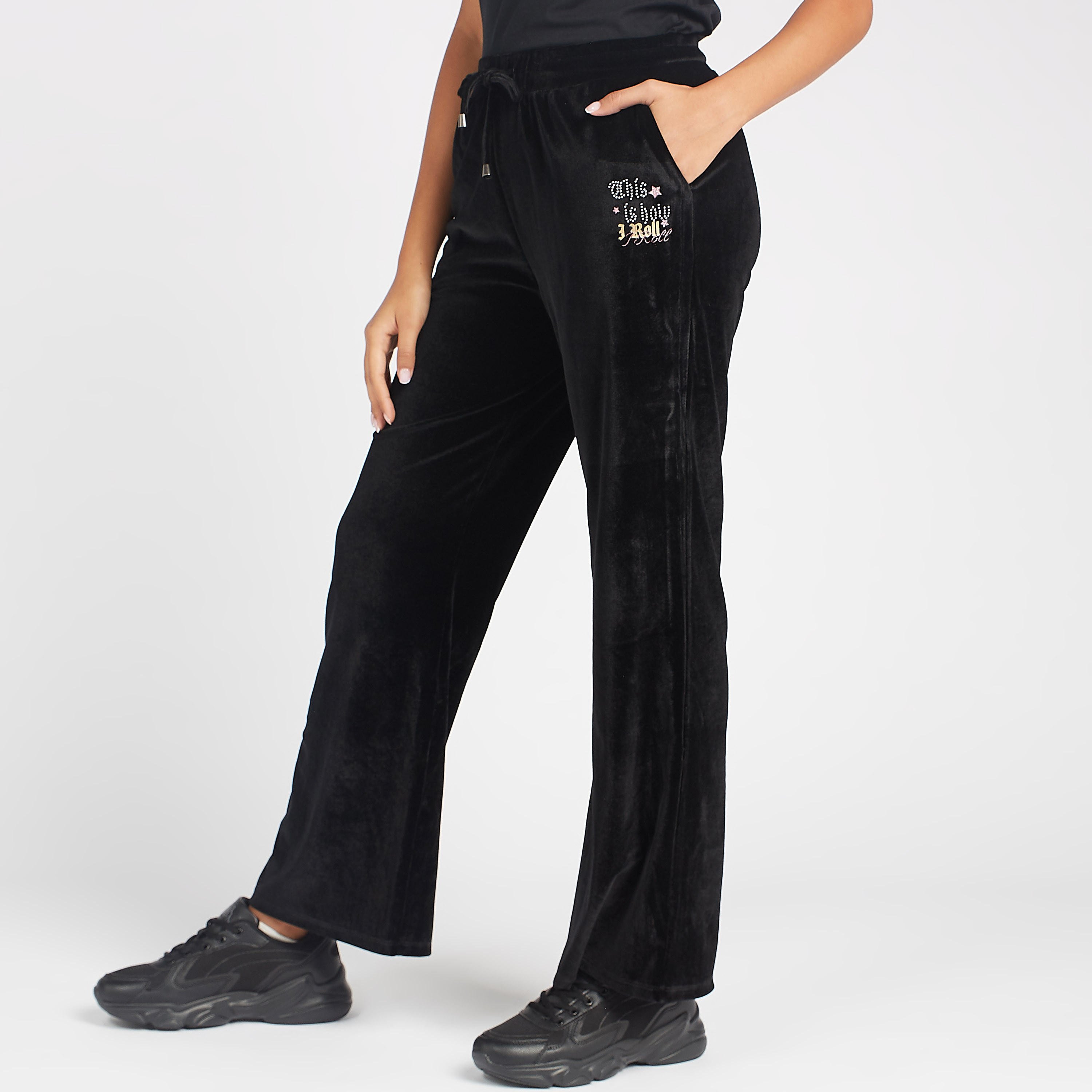 بنطلون رياضي طويل بارز الملمس بخصر متوسط وتفاصيل جيوب-women-clothing-bottoms-joggers-image-1