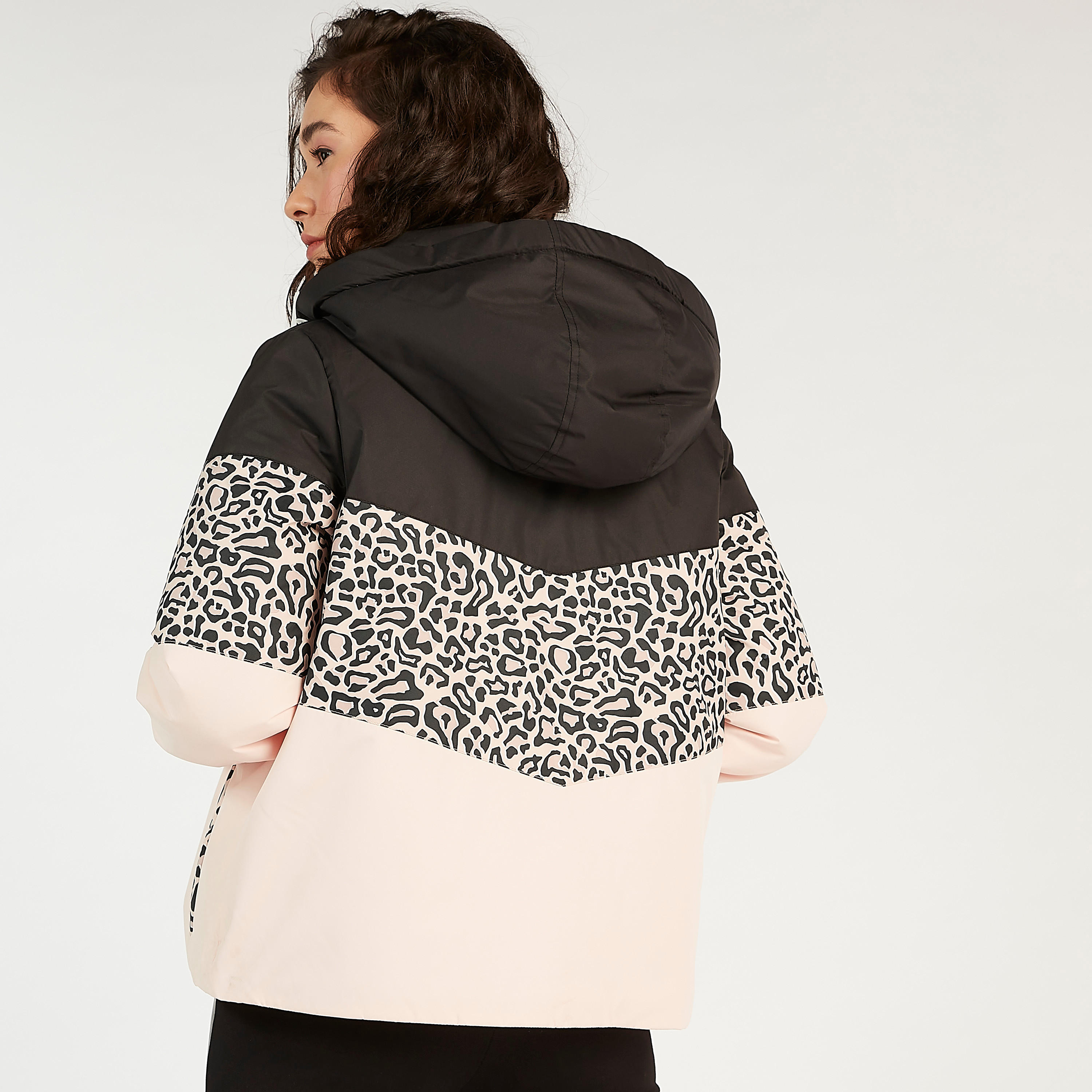 جاكيت منفوخ بطبعات حيوانات وقبّعة وجيوب-women-winterwear-coatsandjackets-jackets-image-4