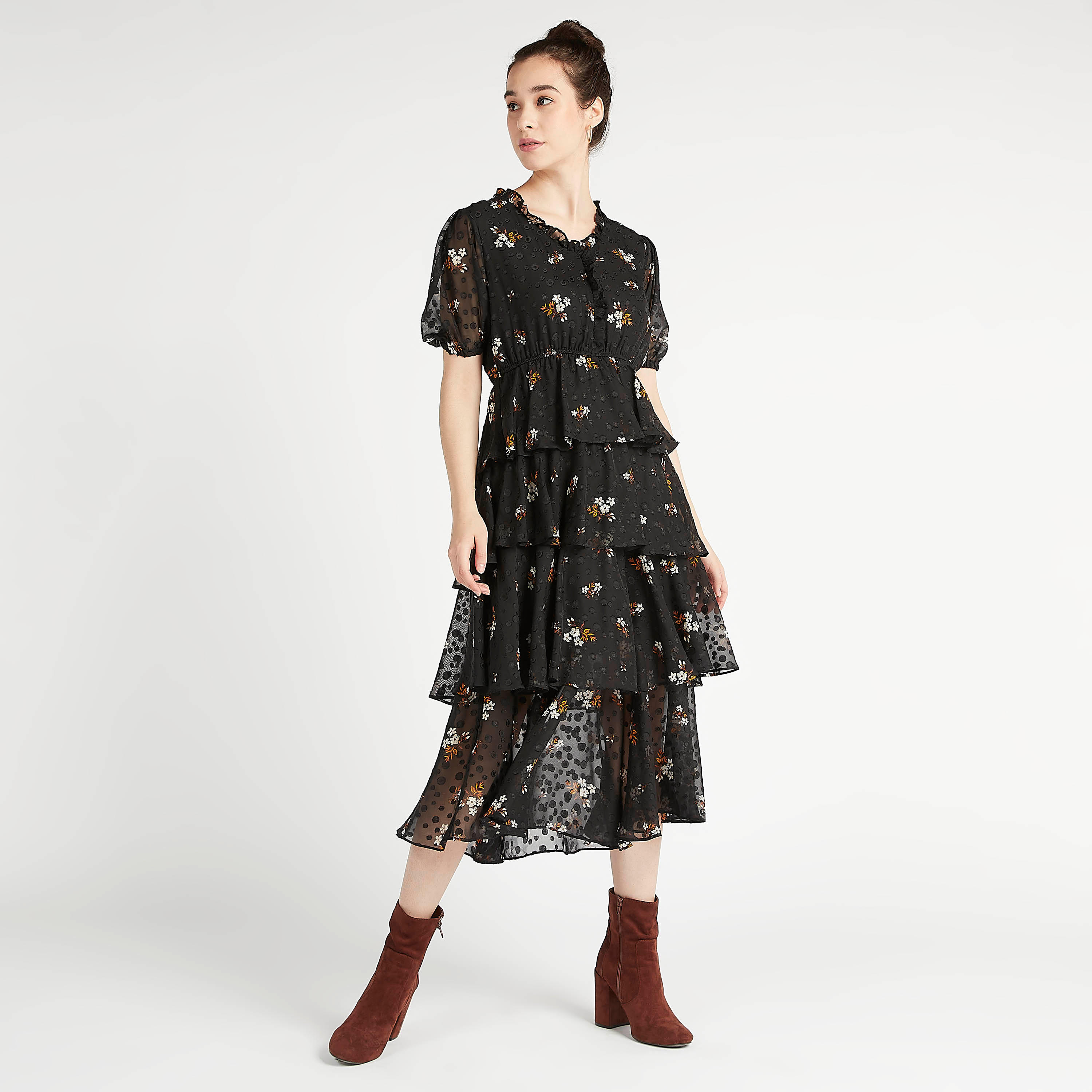 فستان إيه لاين ميدي متعدّد الطبقات بطبعات أزهار وأكمام قصيرة-women-clothing-dresses-image-1