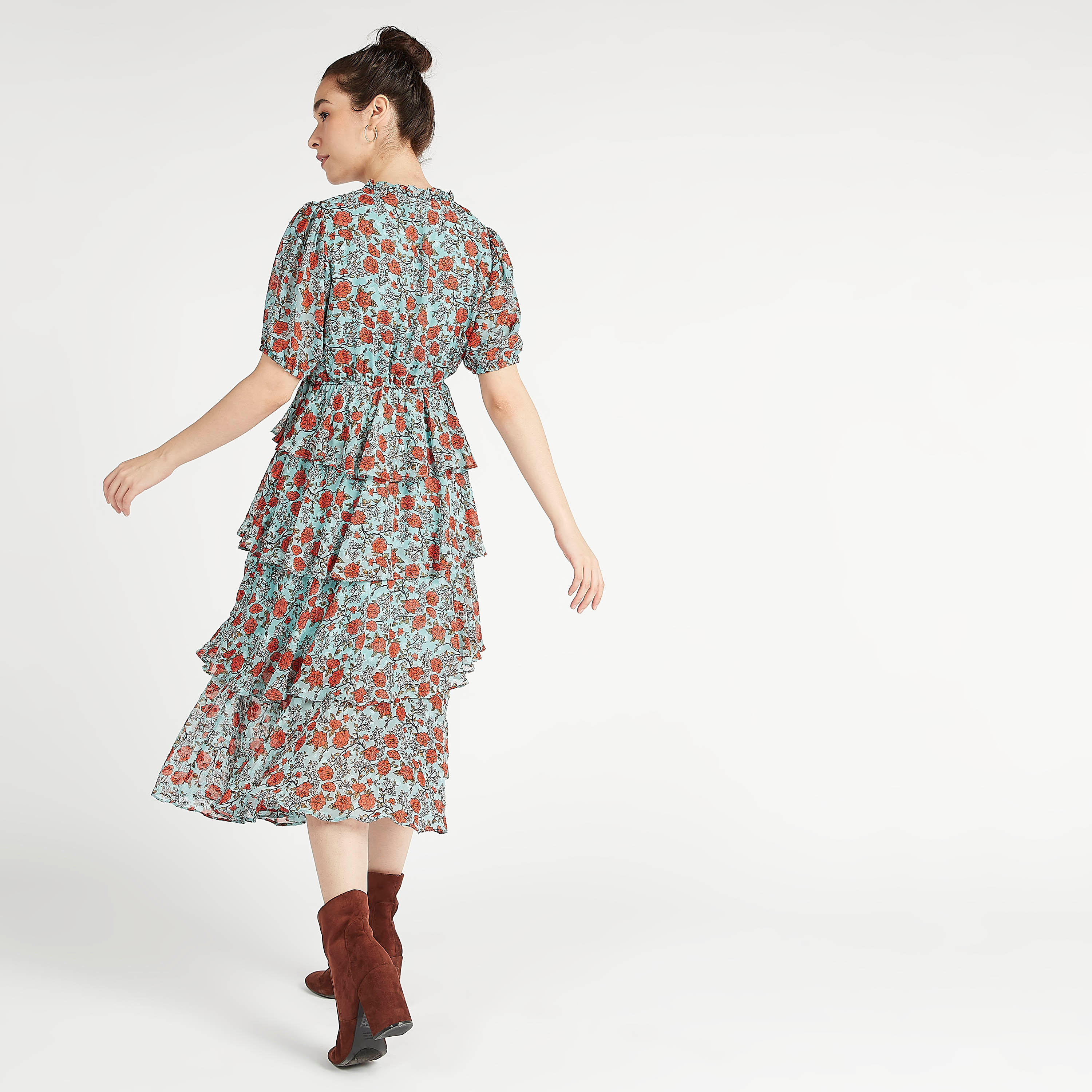 فستان إيه لاين ميدي متعدّد الطبقات بطبعات أزهار وأكمام قصيرة-women-clothing-dresses-image-4
