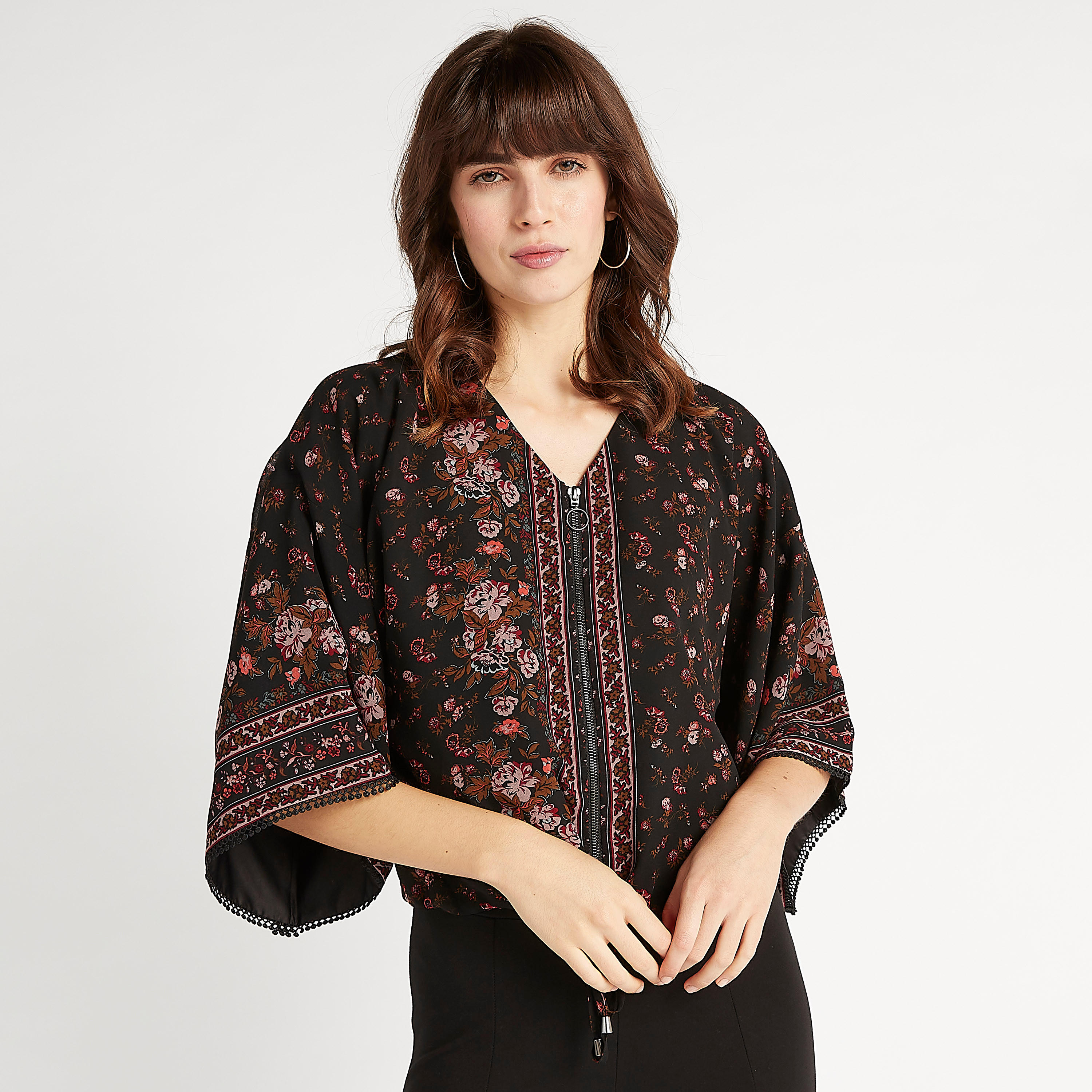 بلوزة بسحّاب وطبعات أزهار وياقة v وأكمام واسعة-women-clothing-shirtsandblouses-blouses-image-3