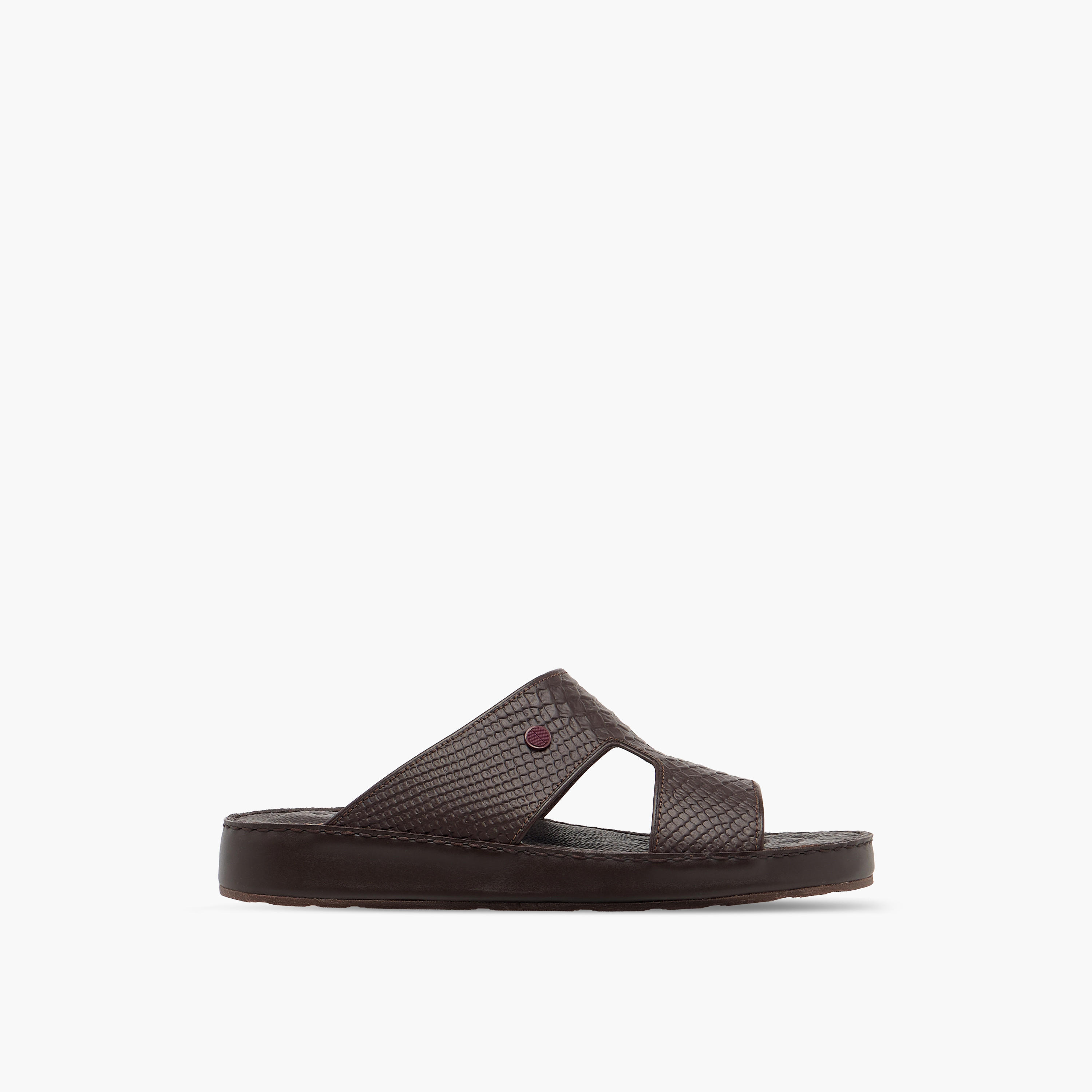 Duchini Men Textured Leather Arabic Sandals-men-shoes-sandals-image-3