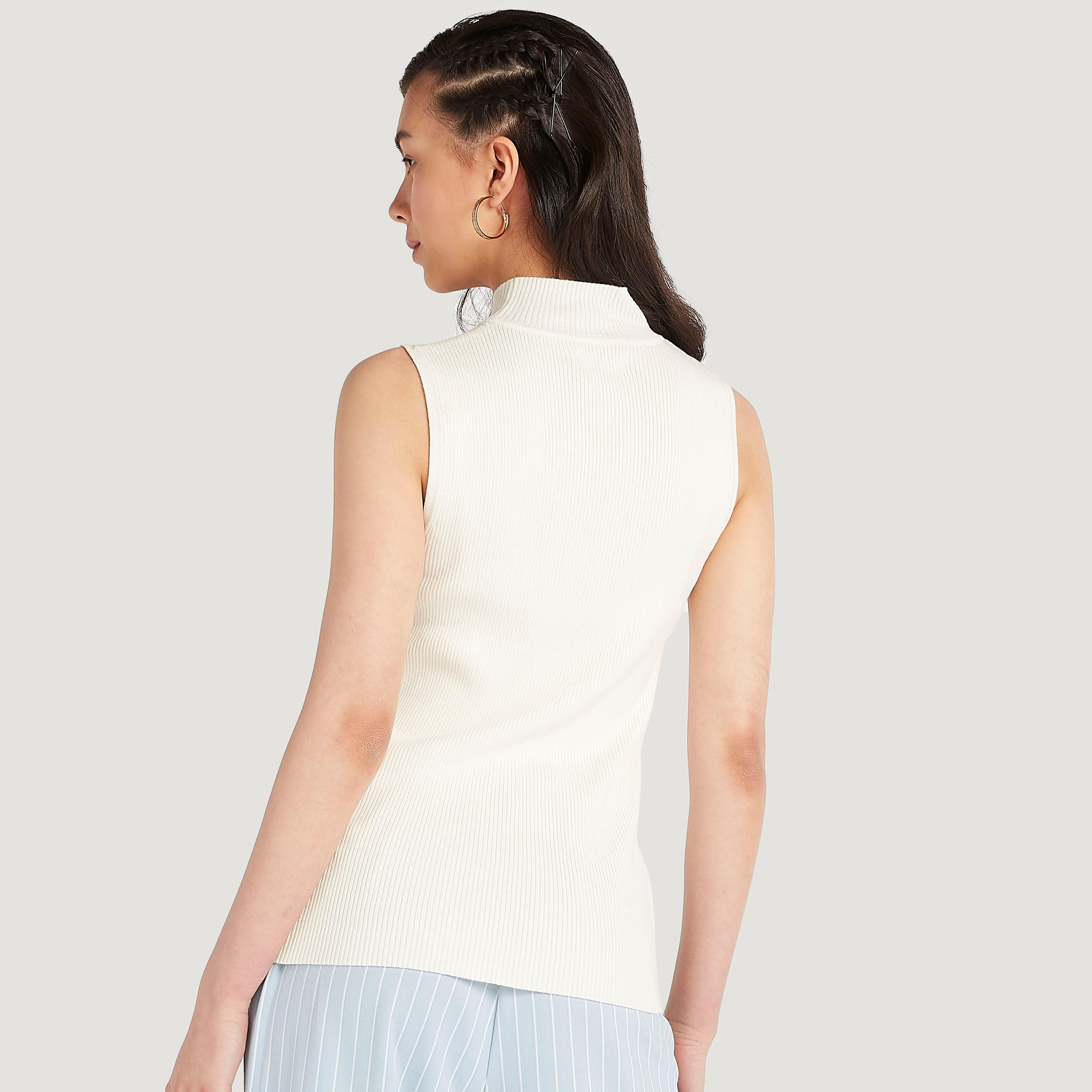 كنزة بارزة الملمس دون أكمام ببزر إغلاق وياقة عالية-women-clothing-cardigansandjumpers-jumpers-image-4