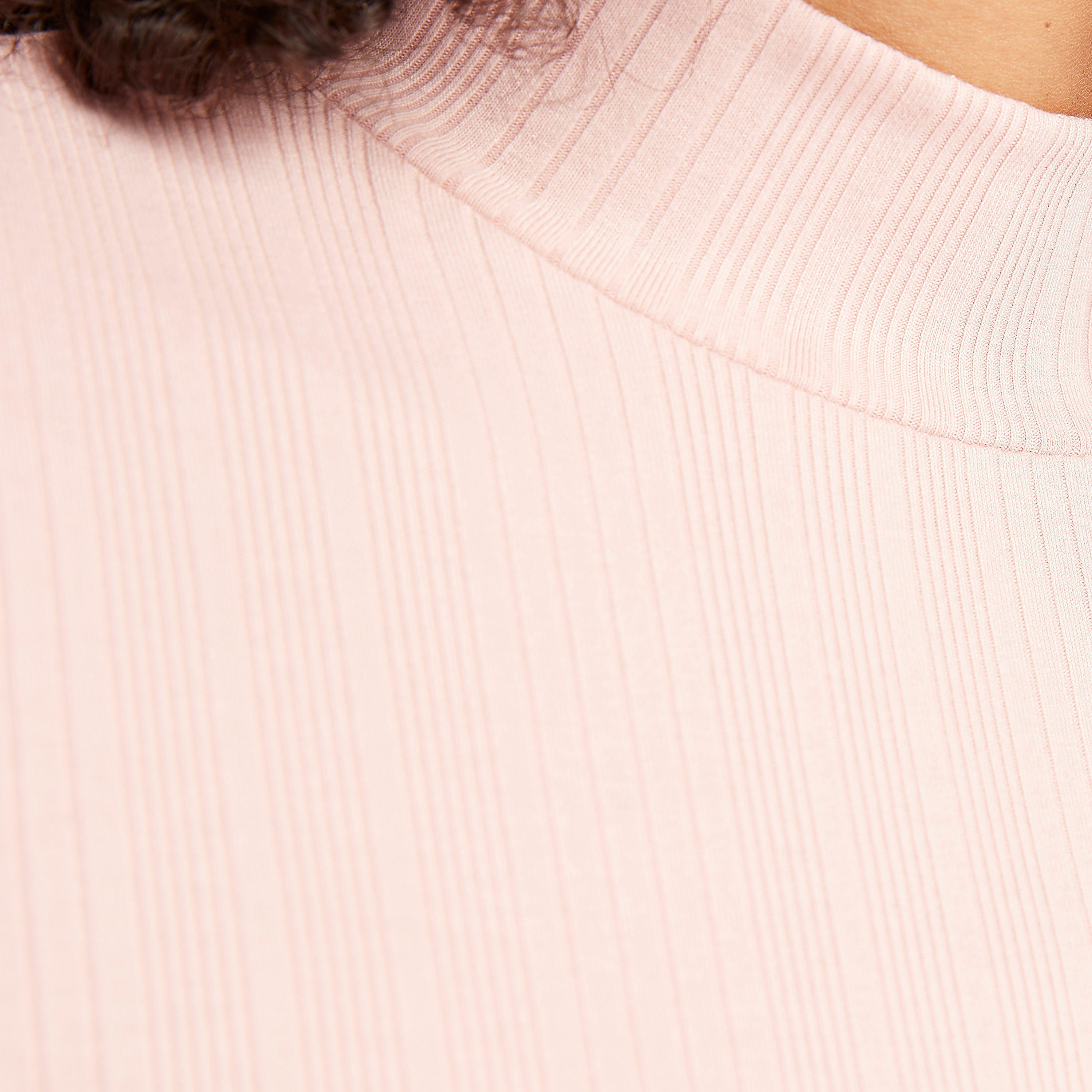بودي سوت بارز الملمس بياقة عالية وأكمام قصيرة-women-clothing-tshirts-image-6