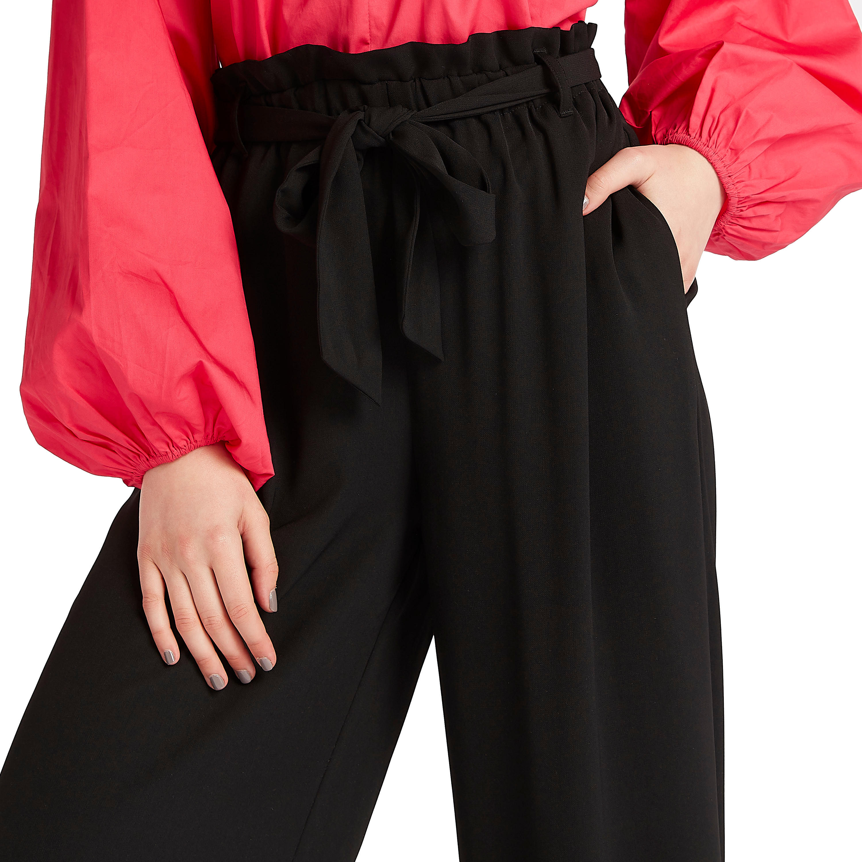 بنطلون بالازو سادة بخصر بيبرباج متوسّط الارتفاع وحزام برباط-women-clothing-bottoms-trousers-image-3