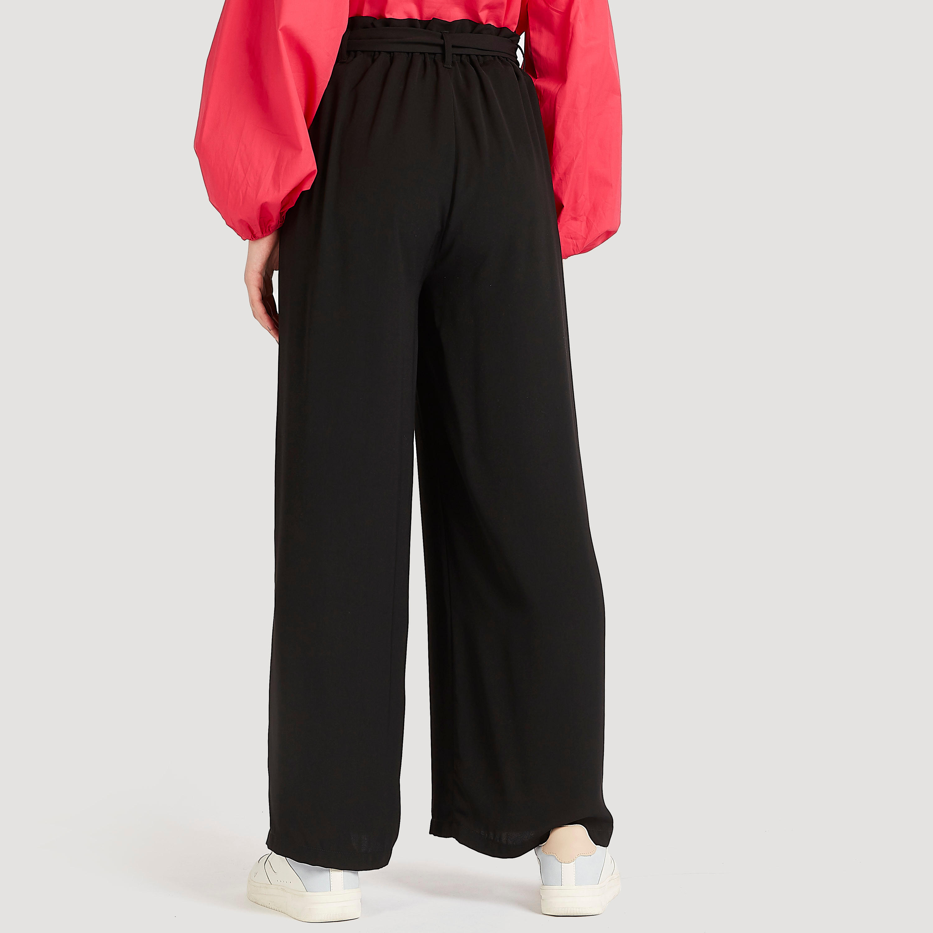 بنطلون بالازو سادة بخصر بيبرباج متوسّط الارتفاع وحزام برباط-women-clothing-bottoms-trousers-image-5