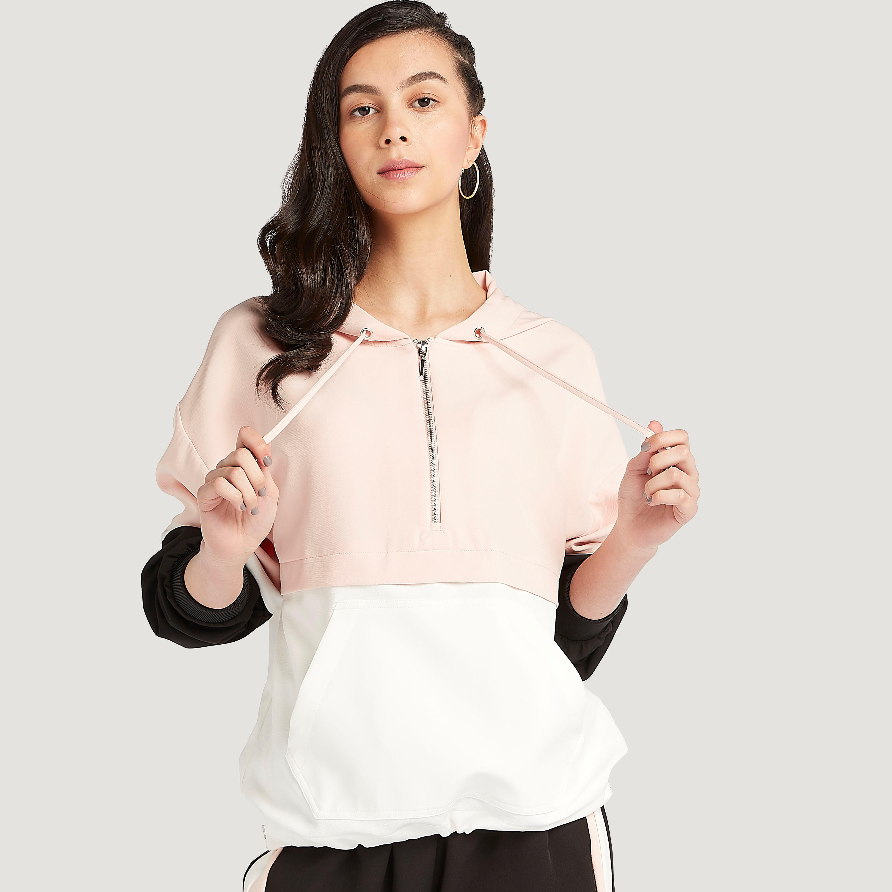 هودي بتفاصيل سحاب وأطراف برباط وجيب كنغر-women-winterwear-hoodiesandsweatshirts-hoodies-image-1
