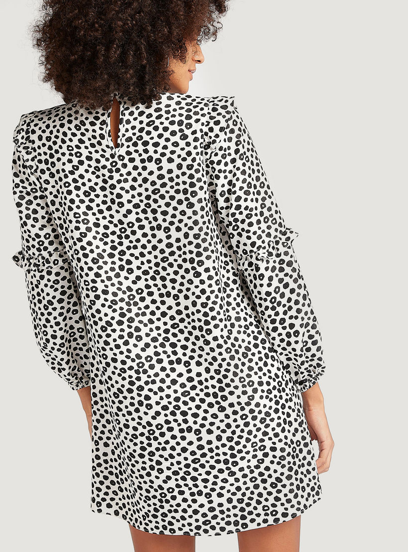 فستان قصير واسع بطبعات وأكمام طويلة وتفاصيل كشكشة-women-clothing-dresses-image-2
