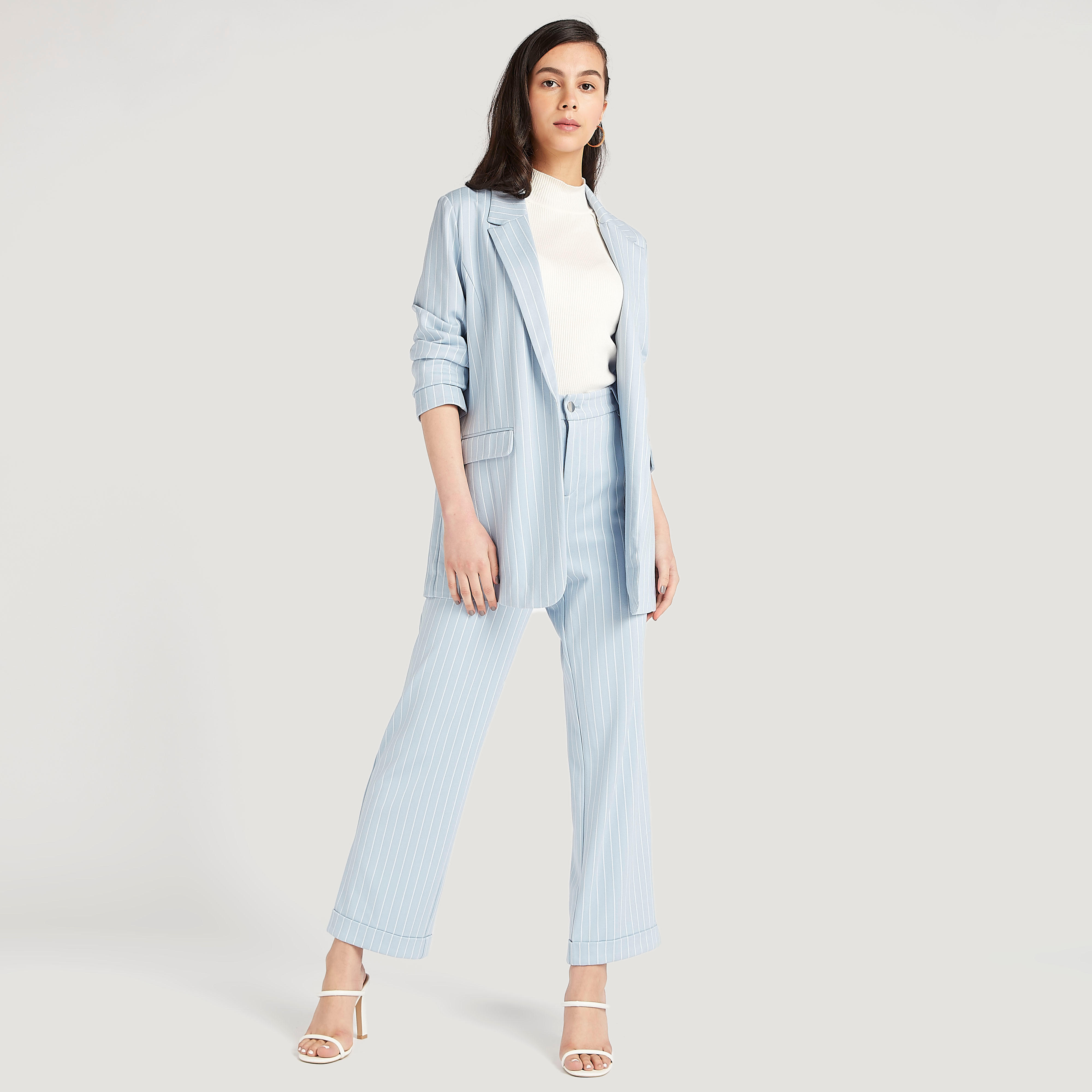 بليزر طويل مخطط بجيوب وأكمام طويلة-women-clothing-coatsandjackets-blazers-image-6