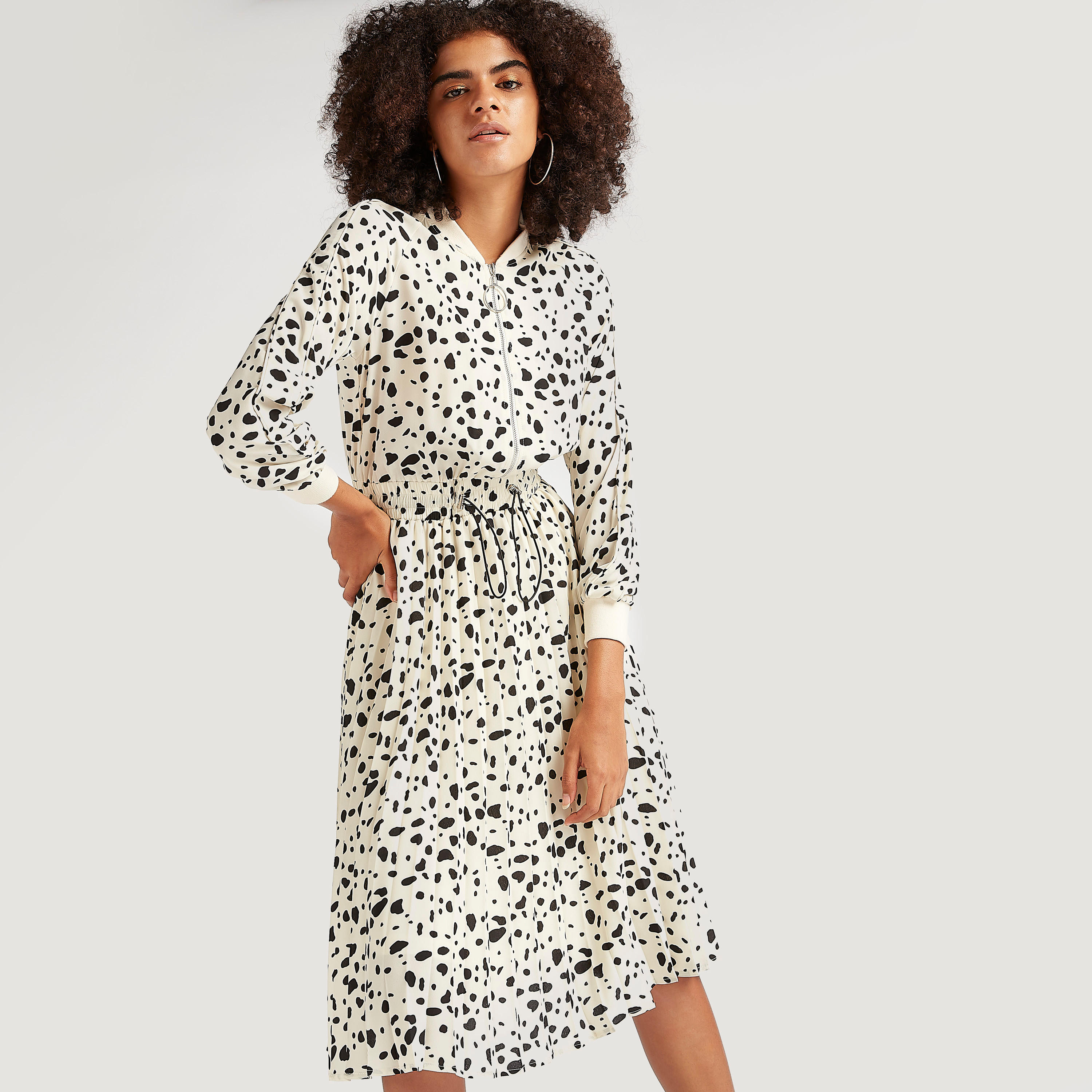 فستان إيه لاين ميدي بطبعات حيوانات وسحّاب إغلاق وخصر مطرّز-women-clothing-dresses-image-1