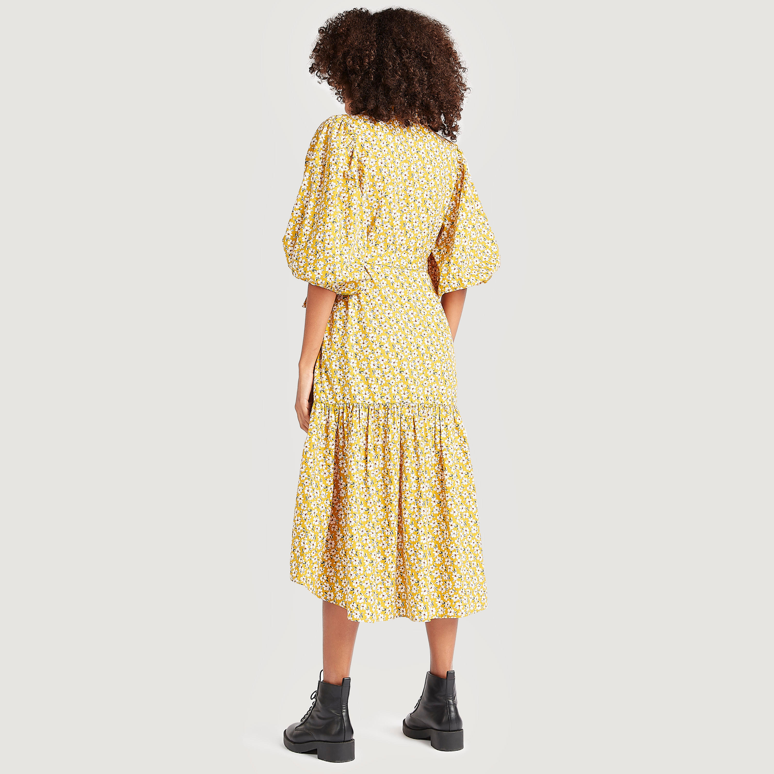 فستان إيه لاين ميدي بطبعات أزهار وأكمام قصيرة منفوخة وحزام رباط-women-clothing-dresses-image-4