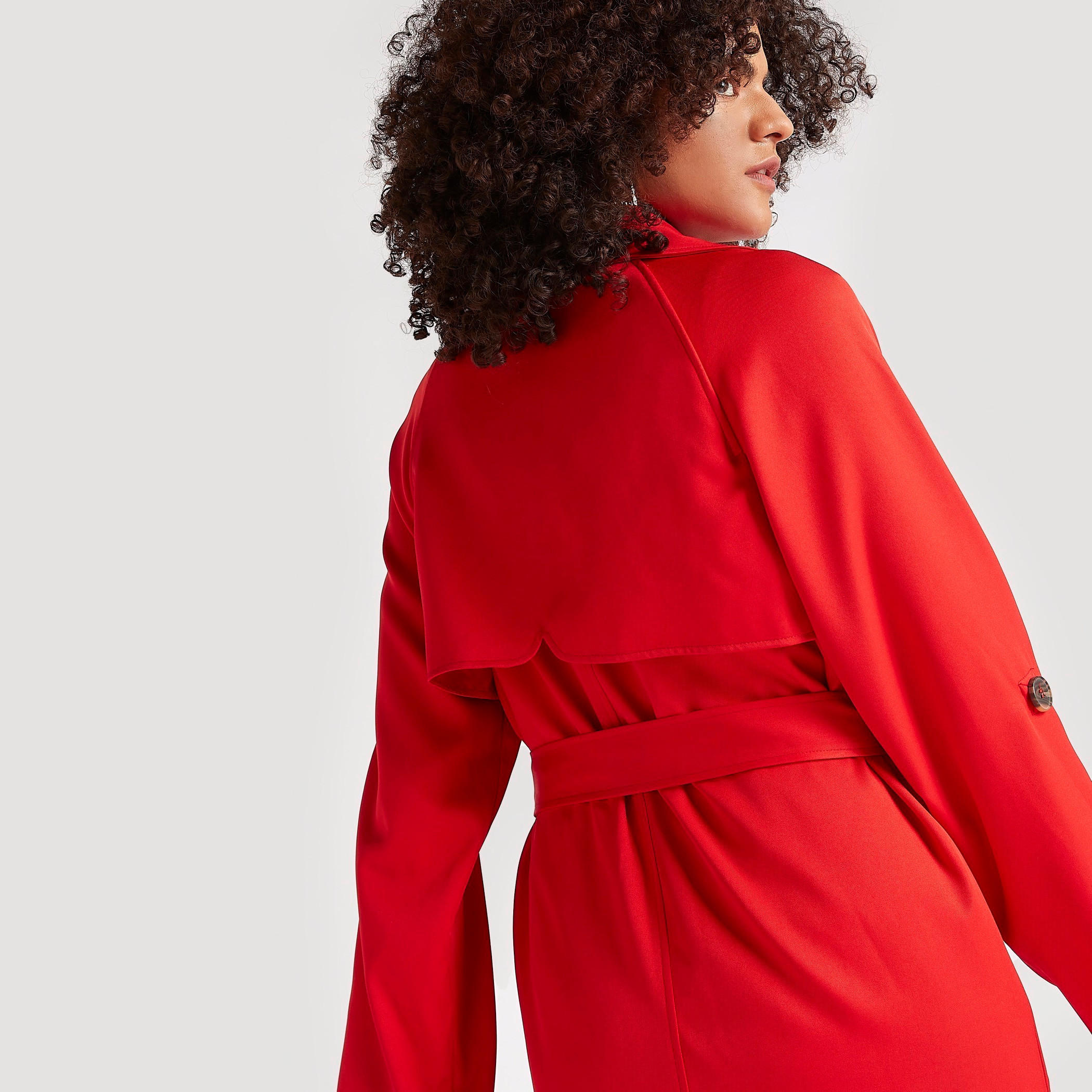 معطف سادة بأكمام طويلة مع حزام خصر وجيوب-women-clothing-coatsandjackets-coats-image-2