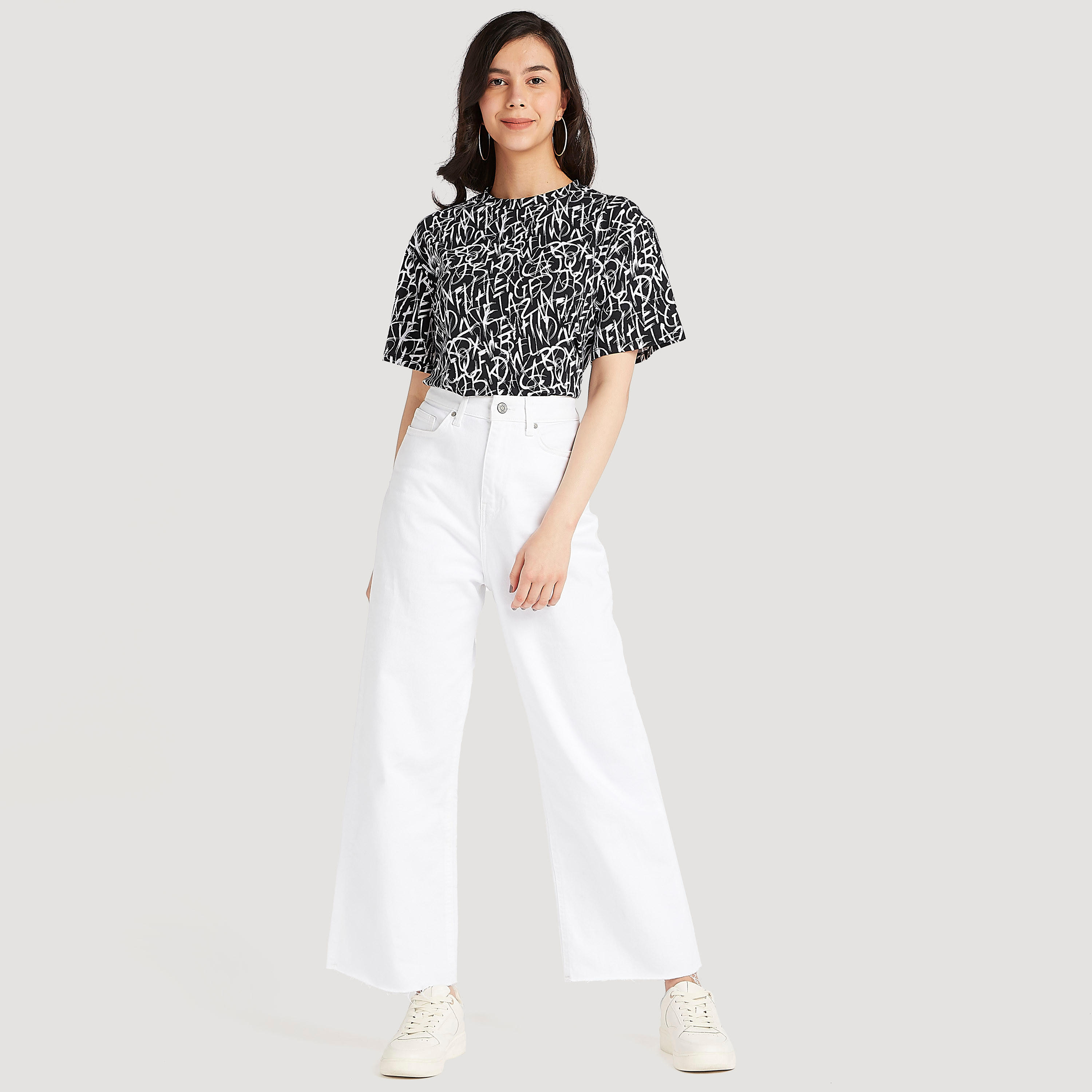 تيشيرت بياقة مستديرة وأكمام قصيرة وطبعات-women-clothing-shirtsandblouses-shirts-image-2