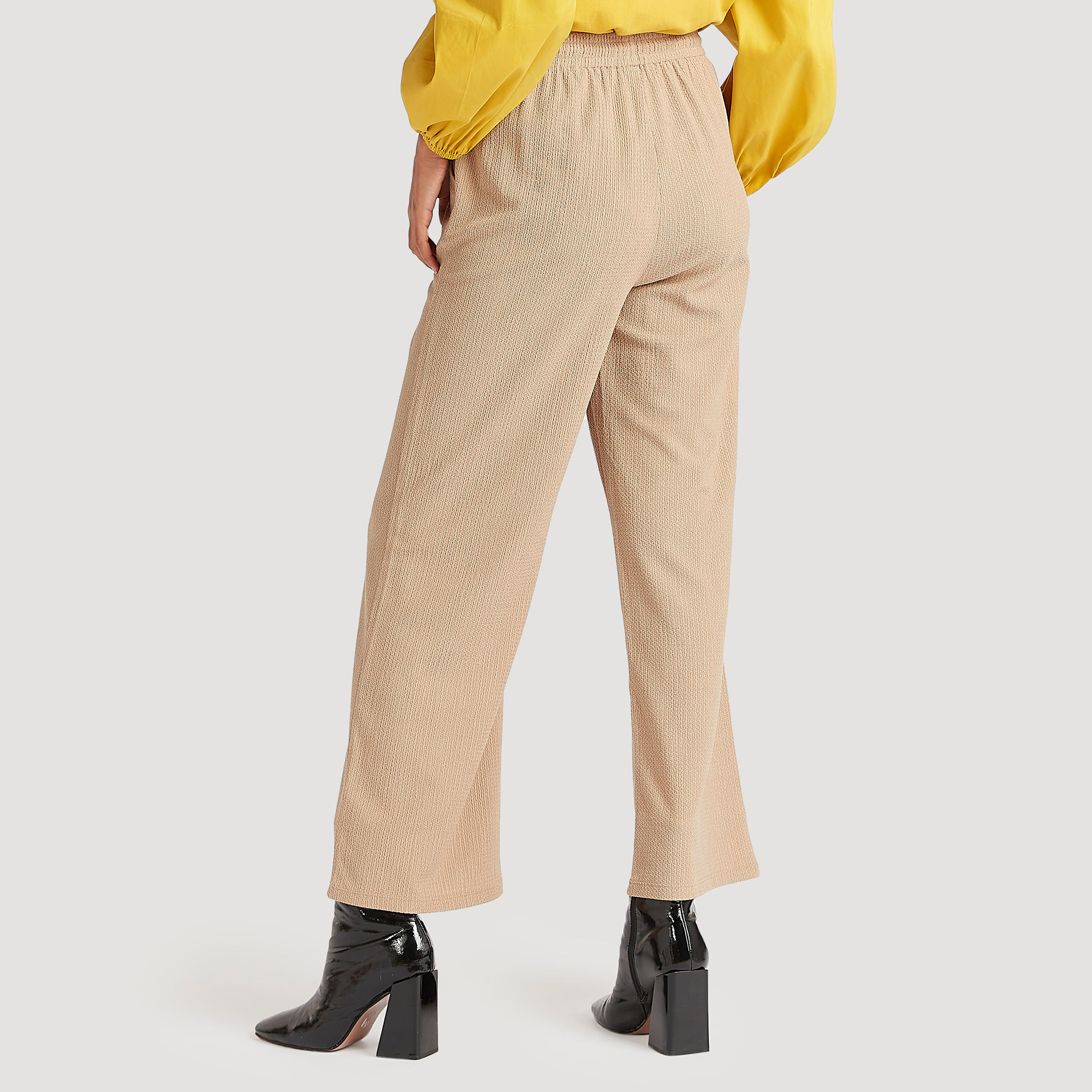 بنطلون بالازو بارز الملمس بخصر متوسّط الارتفاع ورباط إغلاق-women-clothing-bottoms-trousers-image-4