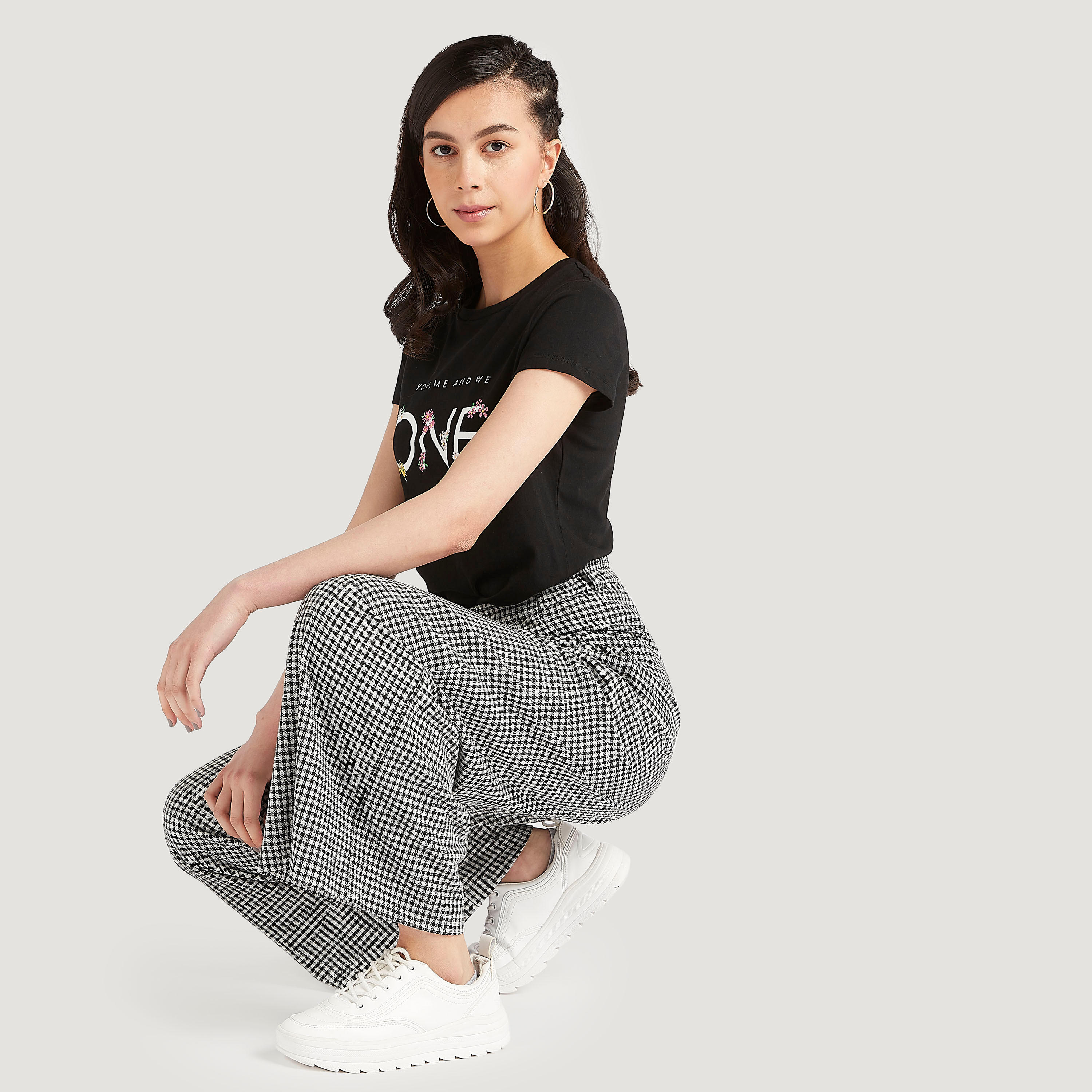 Checked Mid-Rise Palazzo Pants with Button Closure and Pockets-women-clothing-bottoms-trousers-image-2