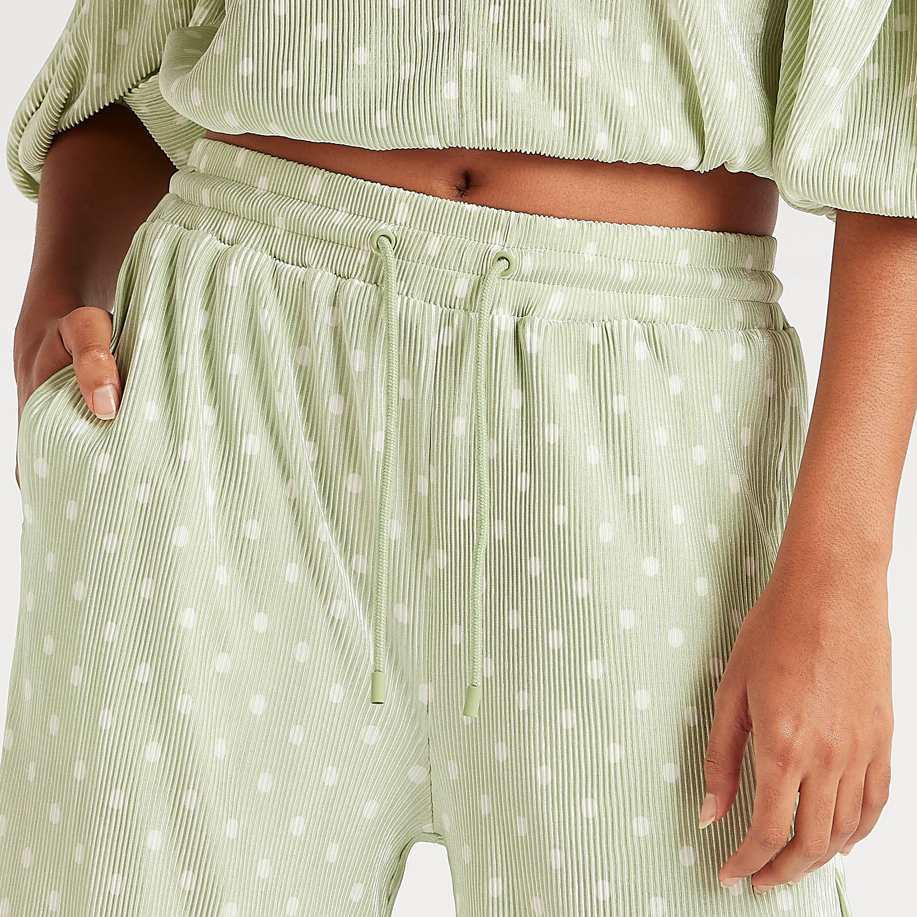 بنطلون منقّط بخصر متوسط الارتفاع برباط مطّاطي-women-clothing-bottoms-trousers-image-3