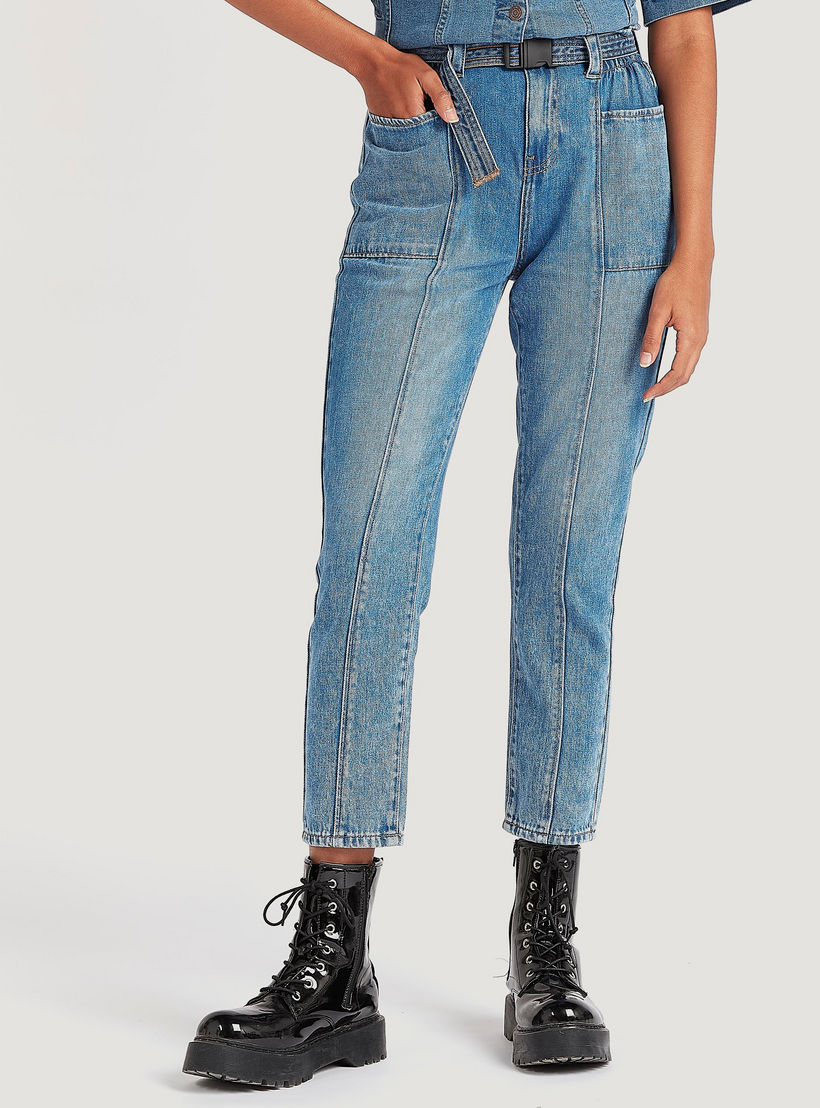 بنطلون جينز سادة بخصر متوسط الارتفاع وجيوب-women-clothing-bottoms-jeans-image-6