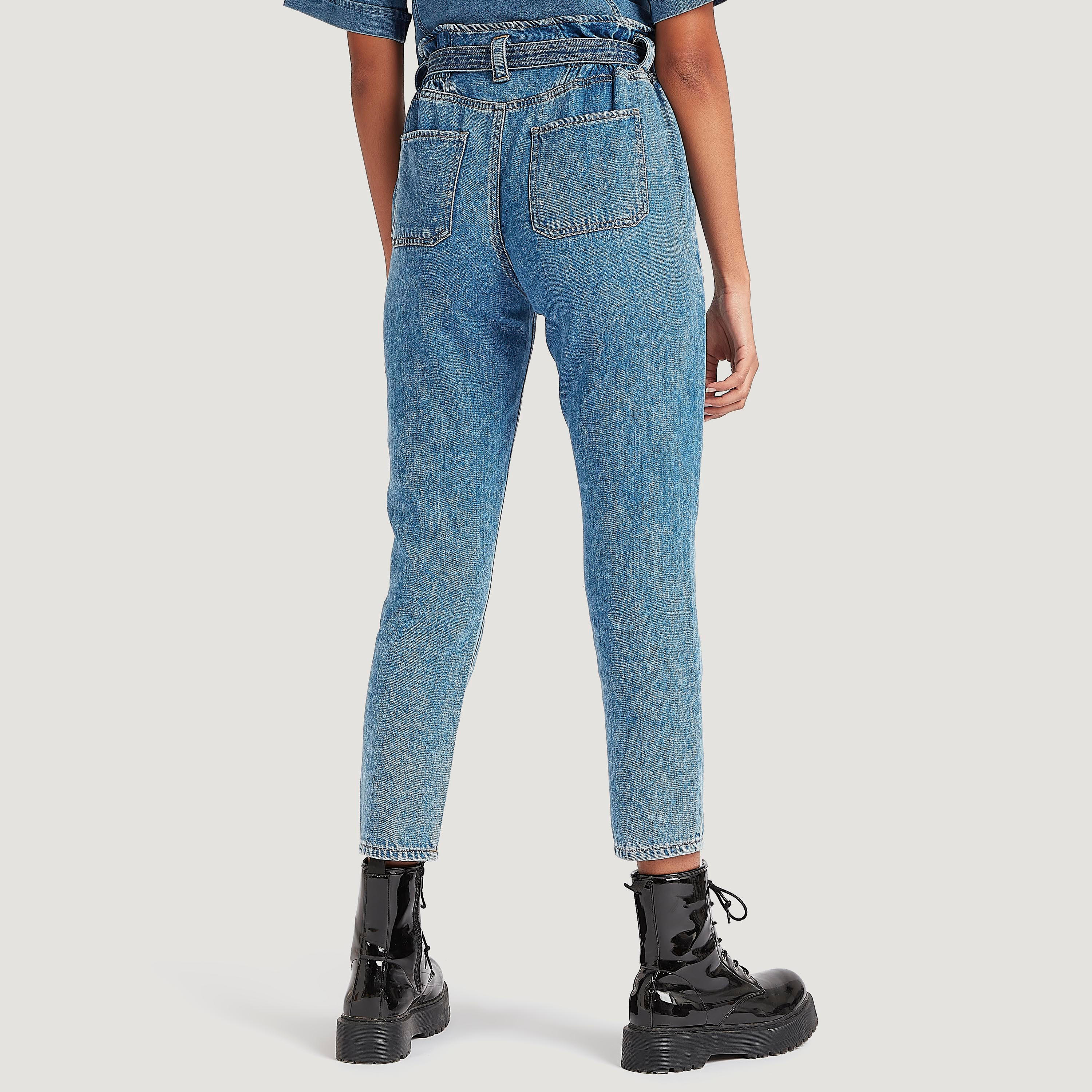 بنطلون جينز سادة بخصر متوسط الارتفاع وجيوب-women-clothing-bottoms-jeans-image-3