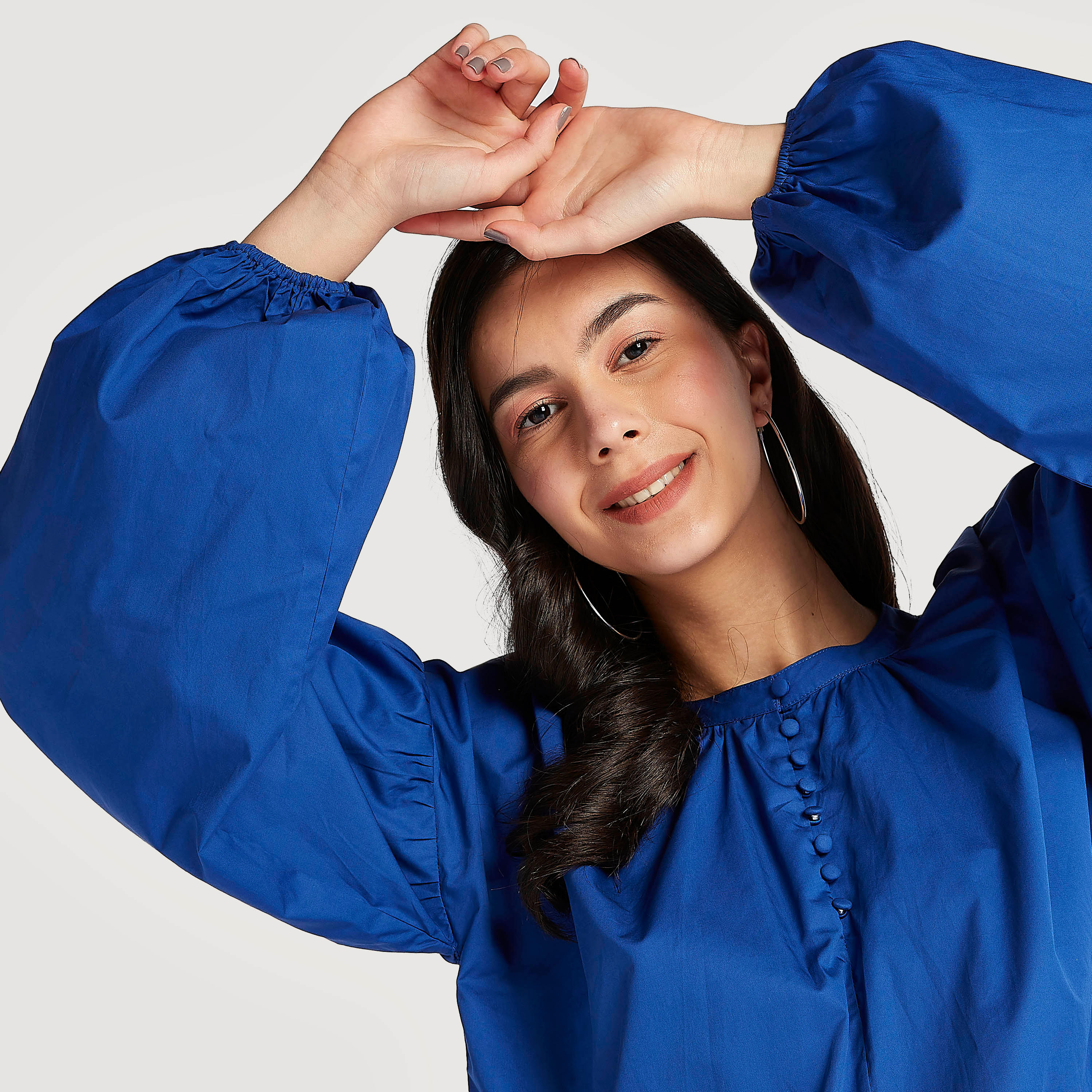 بلوزة بارزة الملمس بأكمام بيشوب وأزرار إغلاق-women-clothing-shirtsandblouses-blouses-image-3